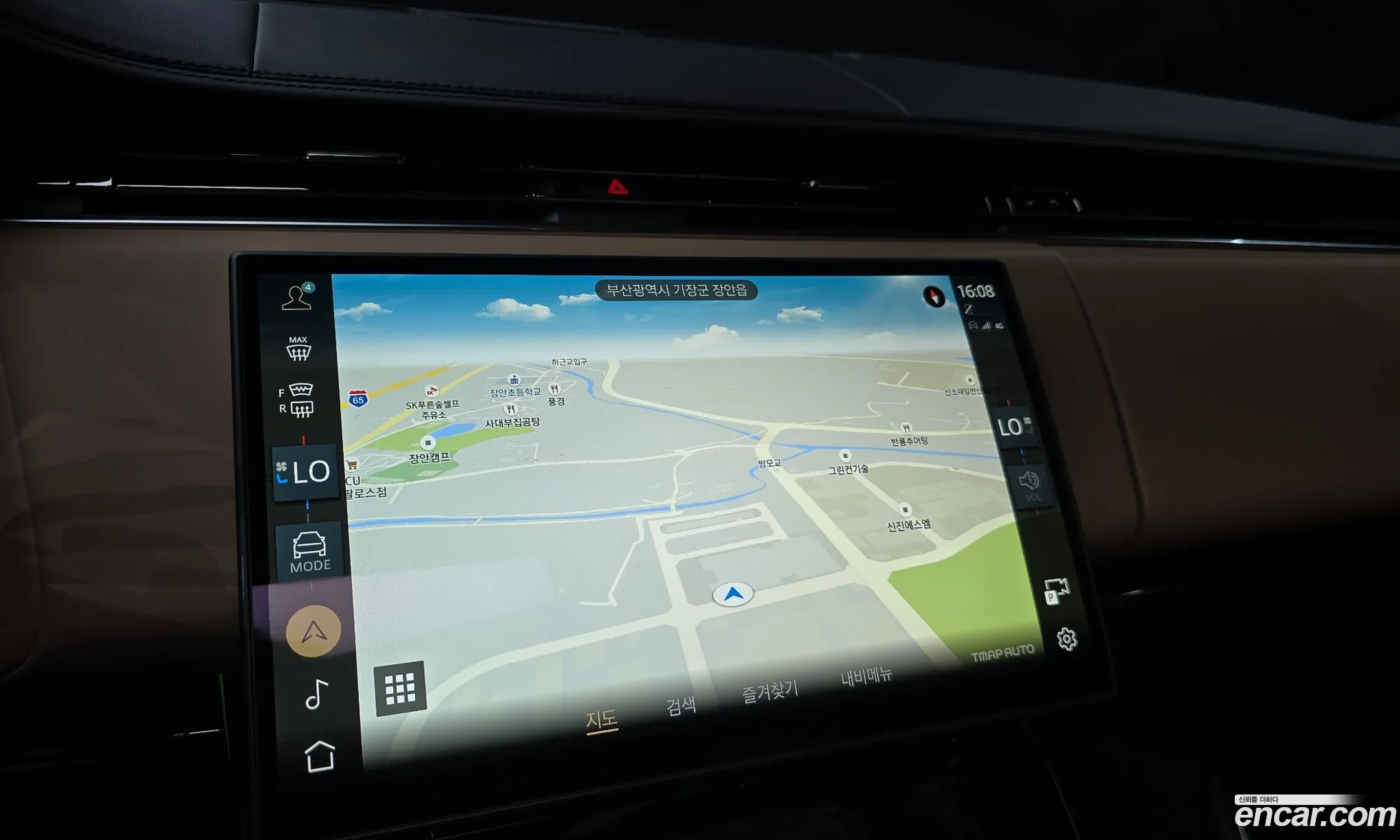 Land Rover Range Rover Sport 2025 — 24