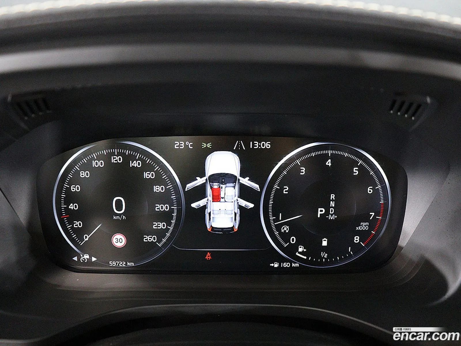 Volvo XC60 2021 — 12