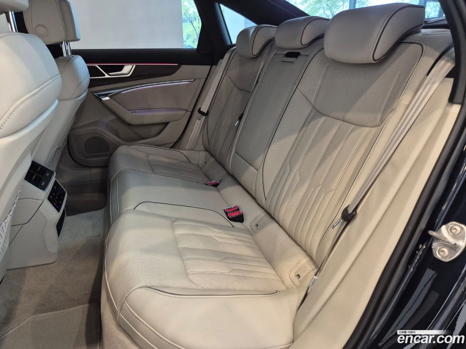 Audi A6 2024 — 11