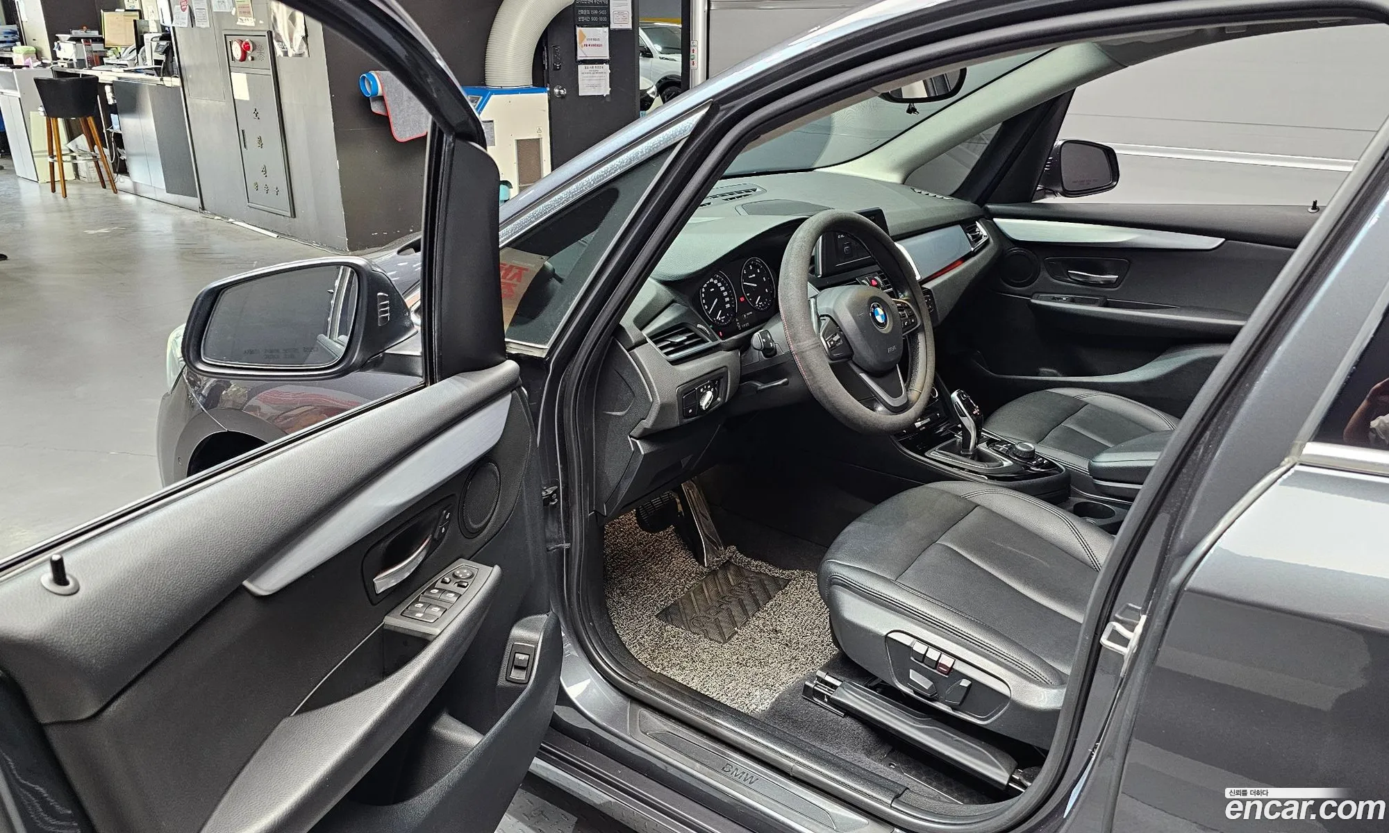 BMW 2 Series Active Tourer 2019 — 18