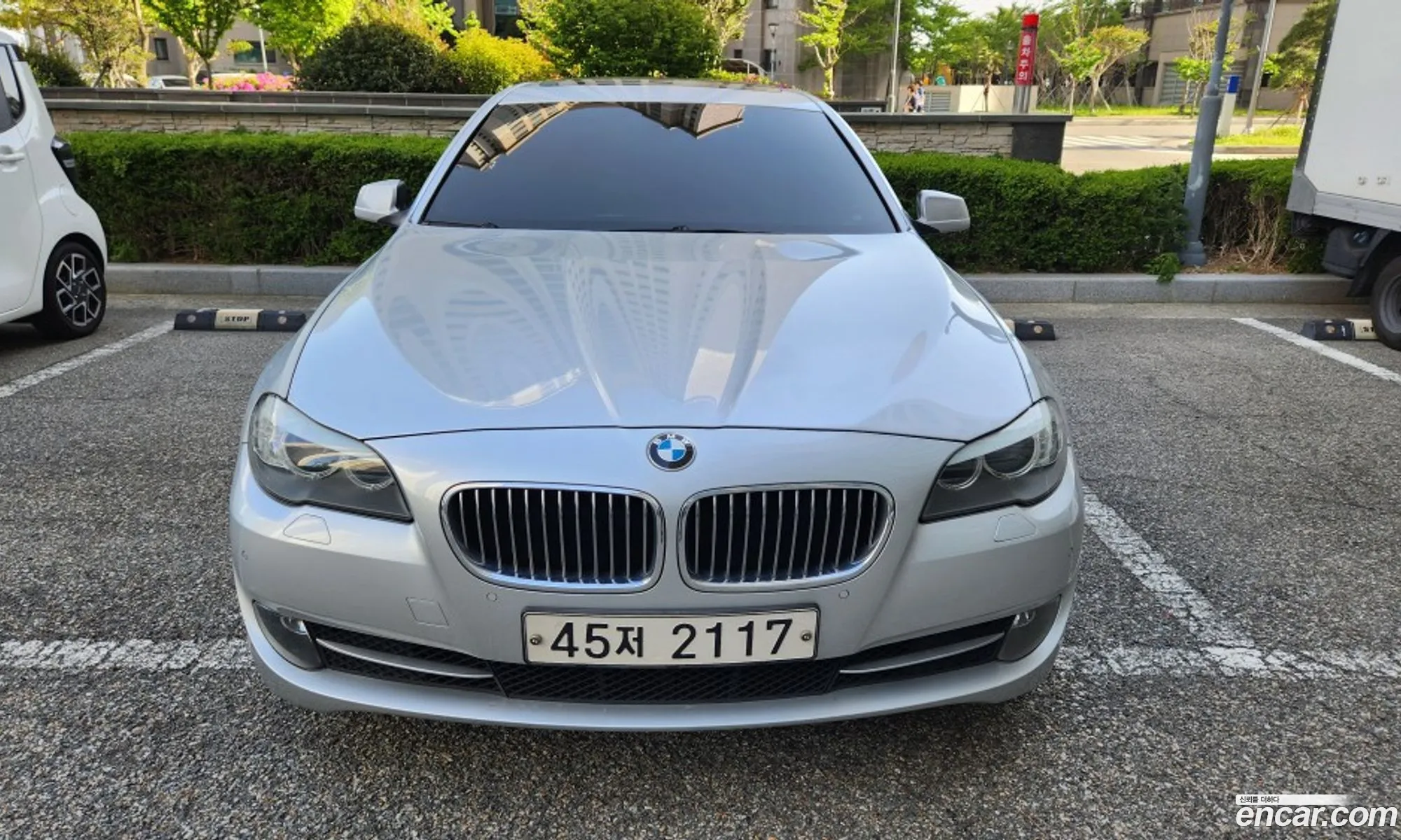 BMW 5 Series 2011 — 10