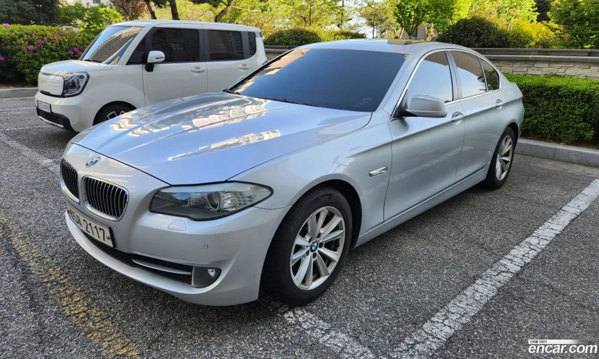 BMW 5 Series 2011 — 2