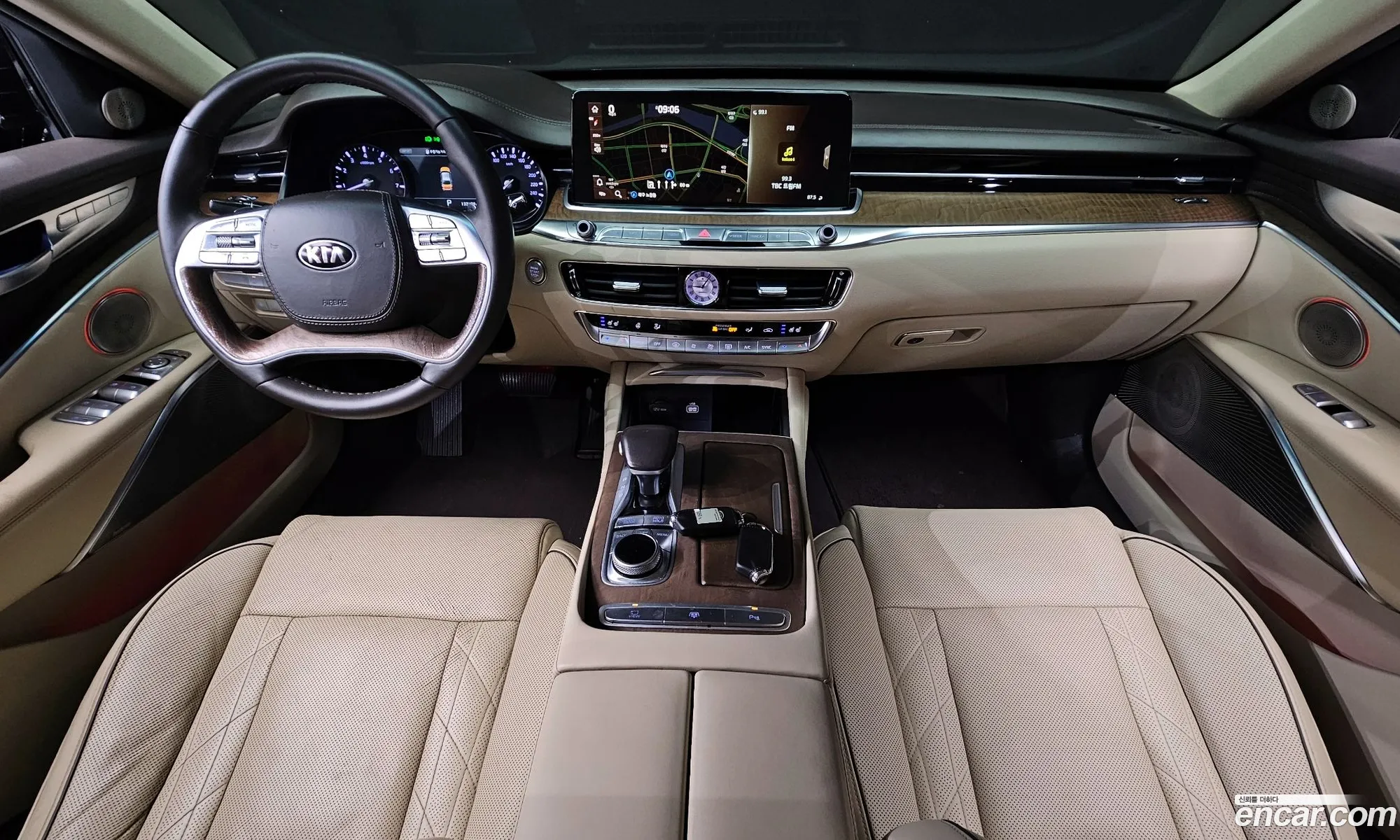 Kia The K9 2018 — 4