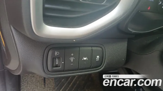 Hyundai Venue 2019 — 3