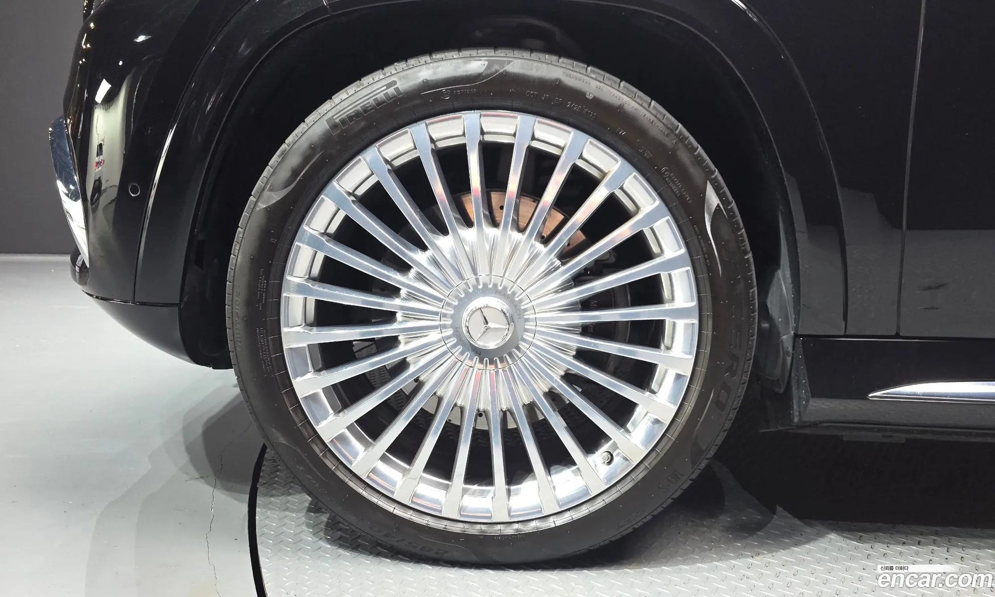 Mercedes-Benz GLS-Class X167 2023 — 17