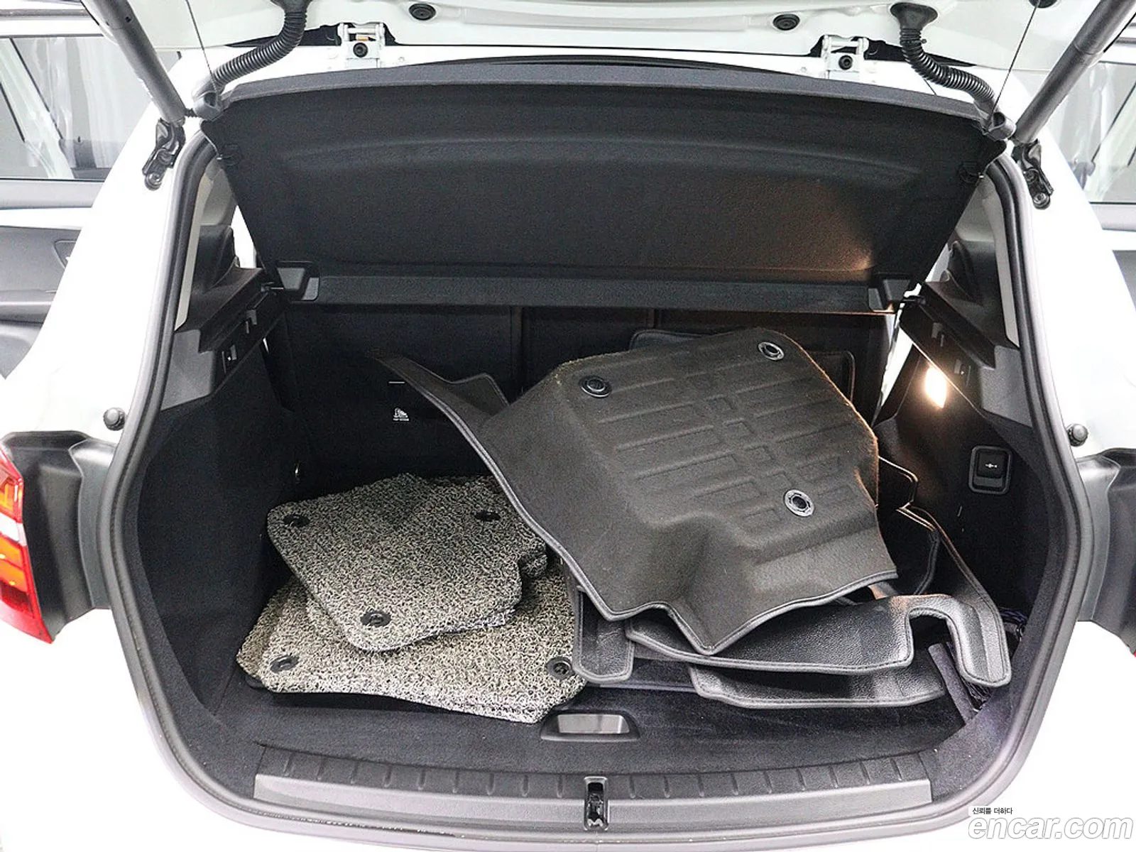 BMW 2 Series Active Tourer 2017 — 16