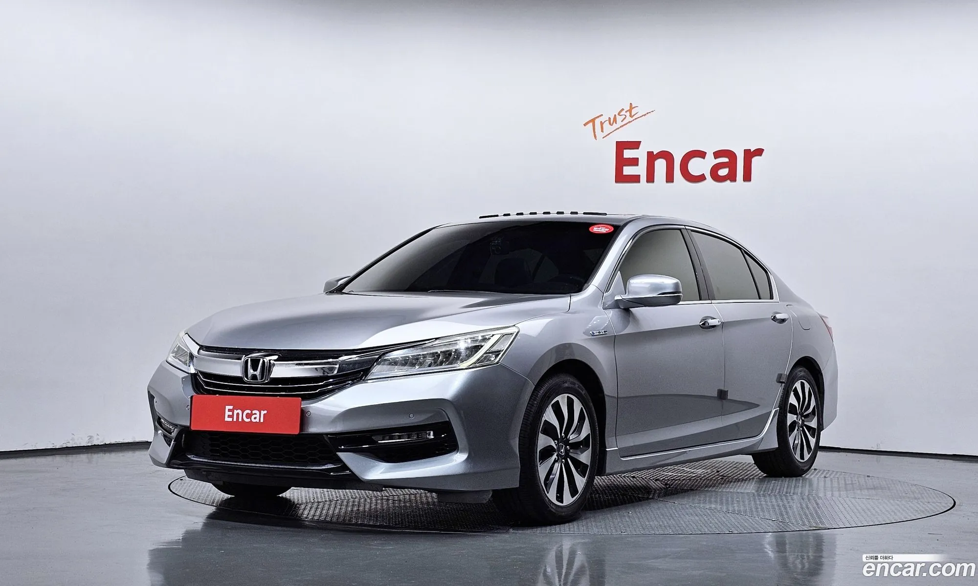 Honda All New Accord 2017 JHMCR6650HC201472 — 25