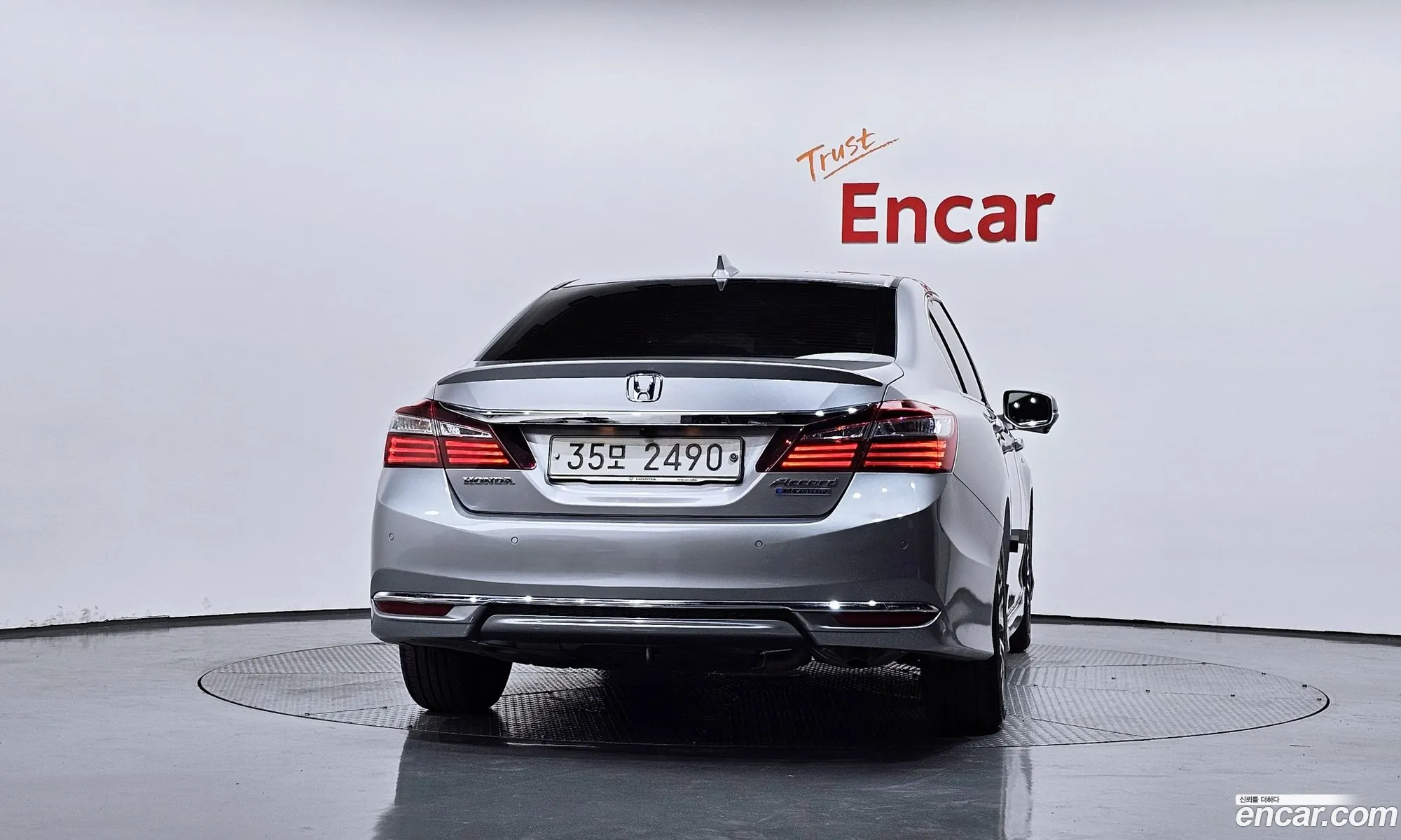 Honda All New Accord 2017 JHMCR6650HC201472 — 33