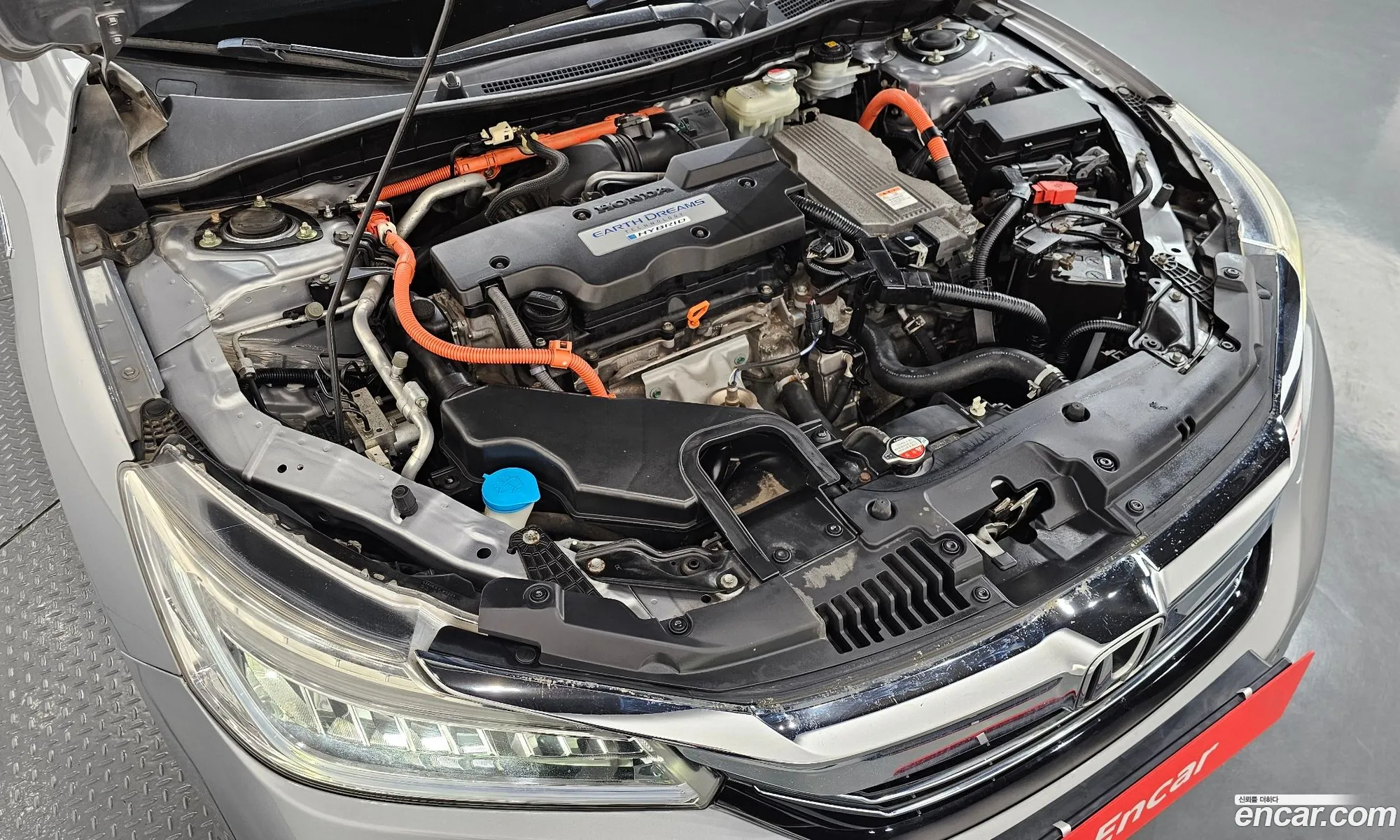 Honda All New Accord 2017 JHMCR6650HC201472 — 32