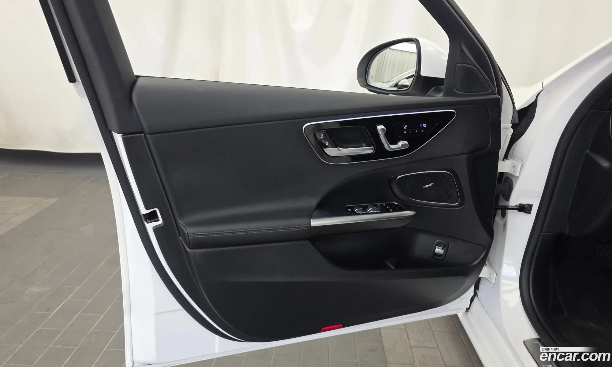 Mercedes-Benz C-Class W206 2024 — 18