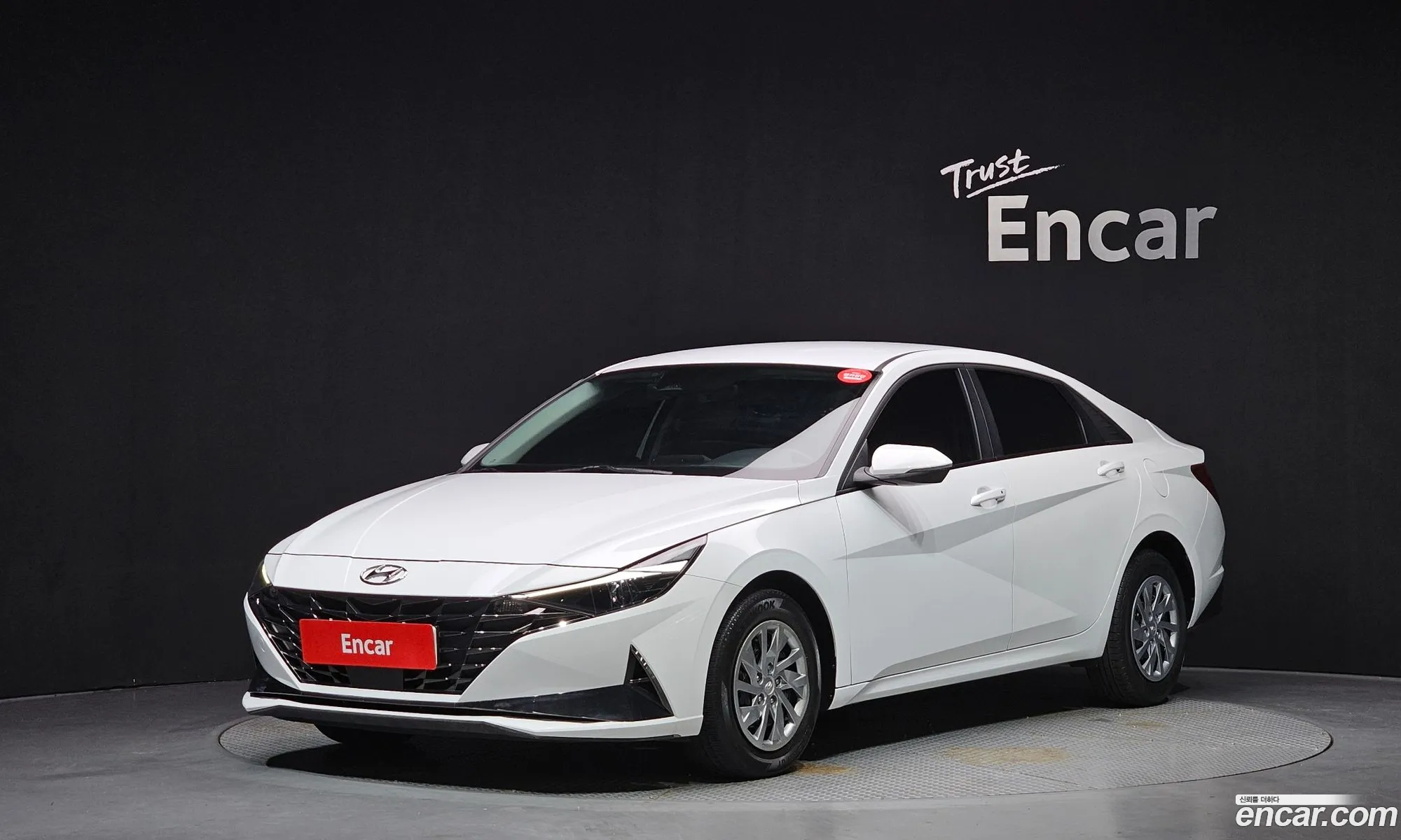 Hyundai Elantra 2021 — 3