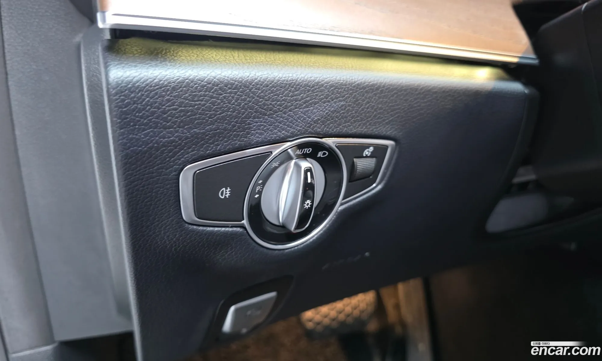 Mercedes-Benz E-Class W213 2022 — 26
