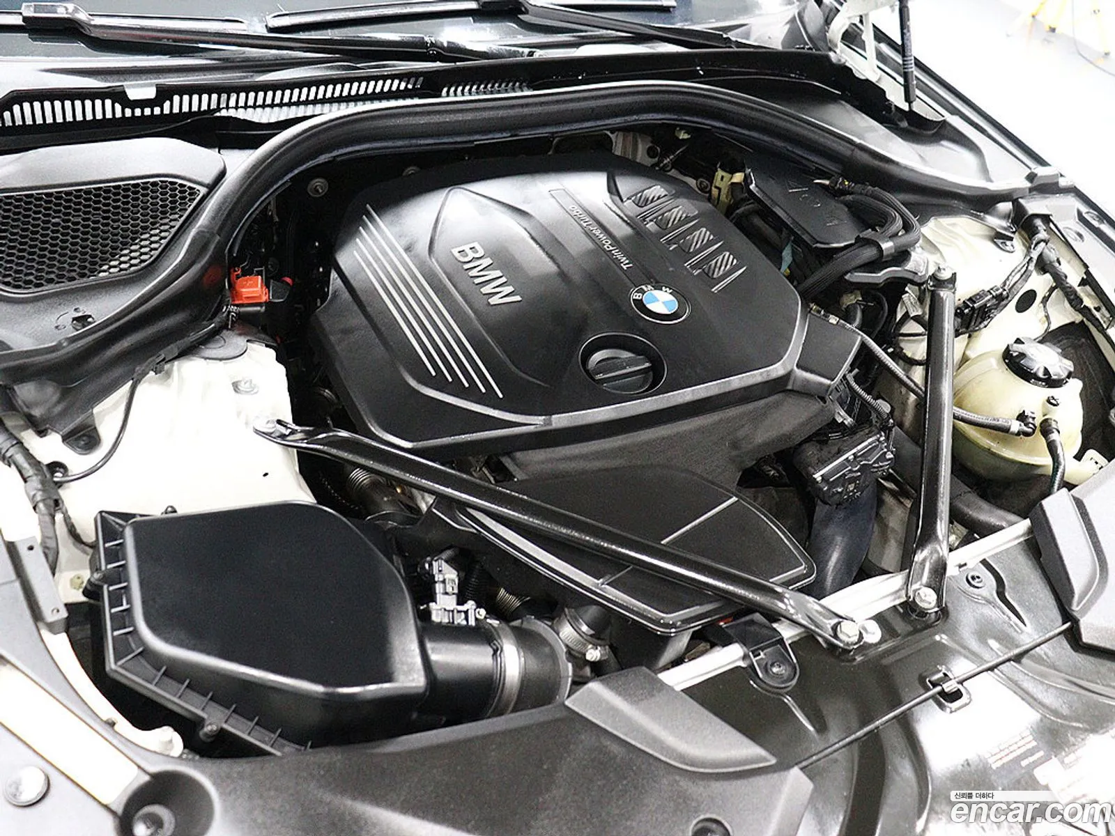 BMW 5 Series 2017 — 15