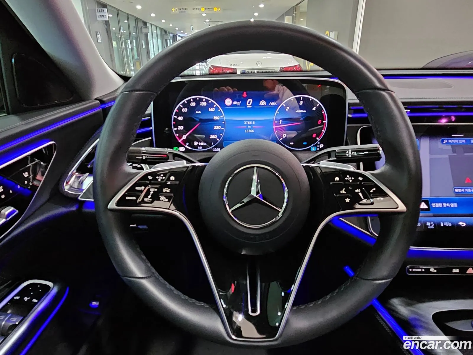 Mercedes-Benz E-Class W214 2024 — 3
