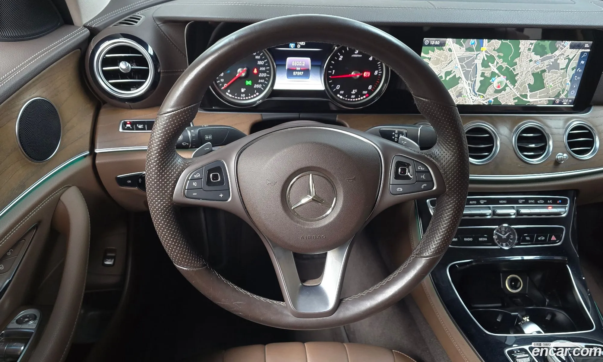 Mercedes-Benz E-Class W213 2018 WDDZF0EB3JA435256 — 4