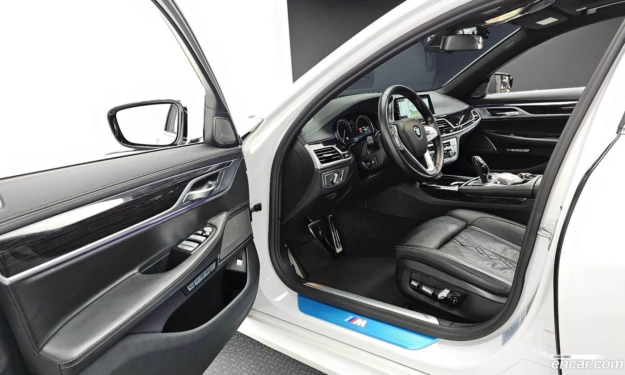 BMW 7 Series 2017 WBA7G6100JB074470 — 18