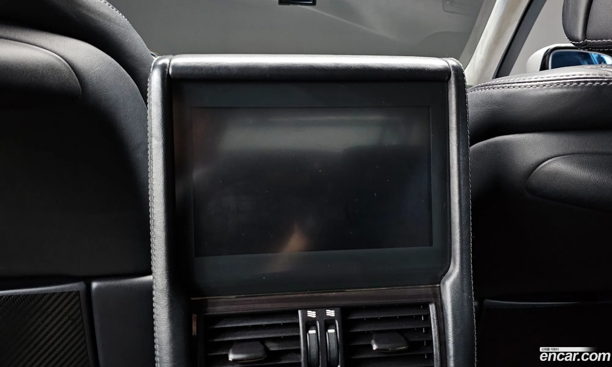 Lexus LS600hL 2014 JTHDU1EF8E5018036 — 13