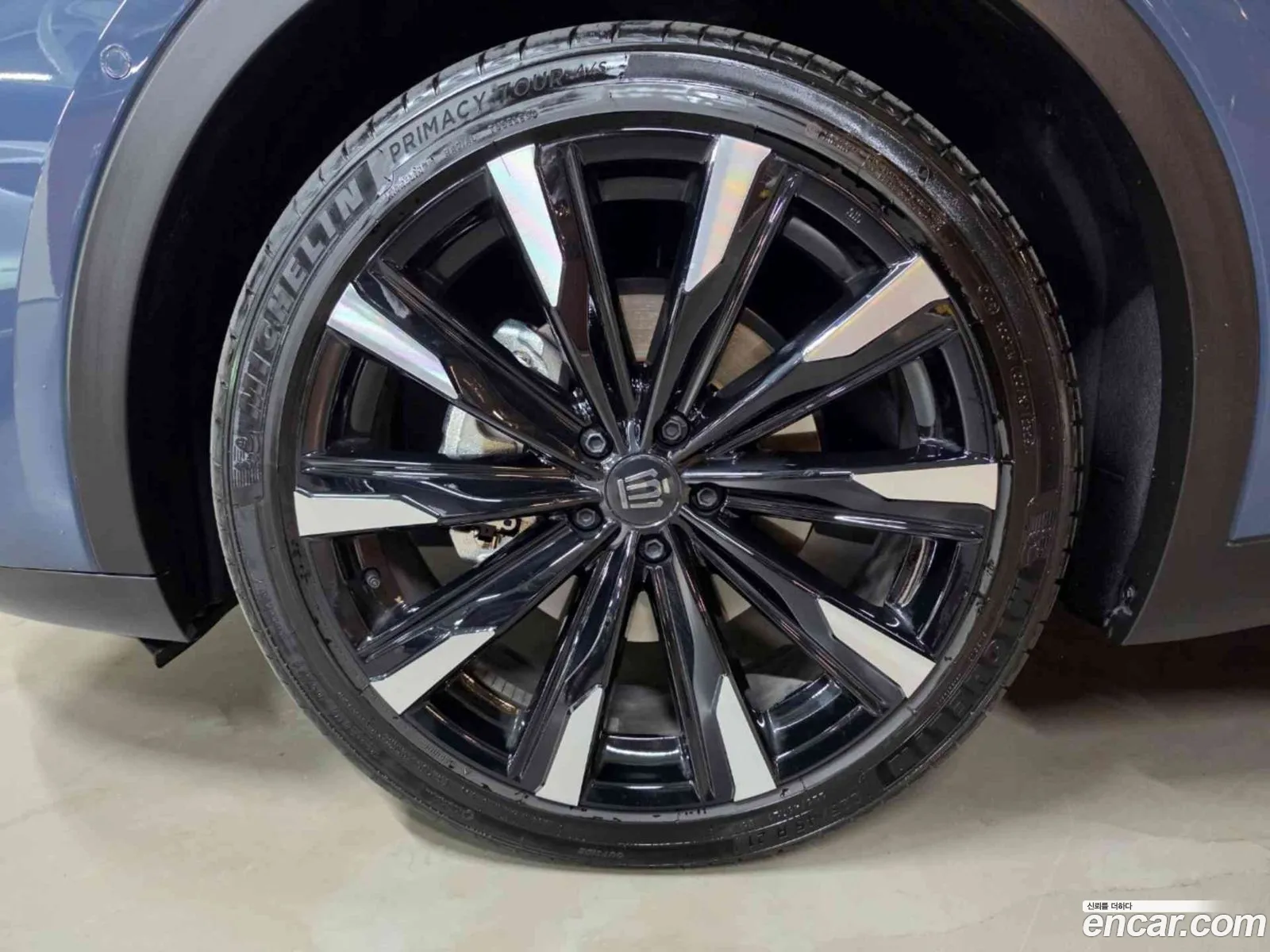 Toyota Crown Crossover 2025 — 4