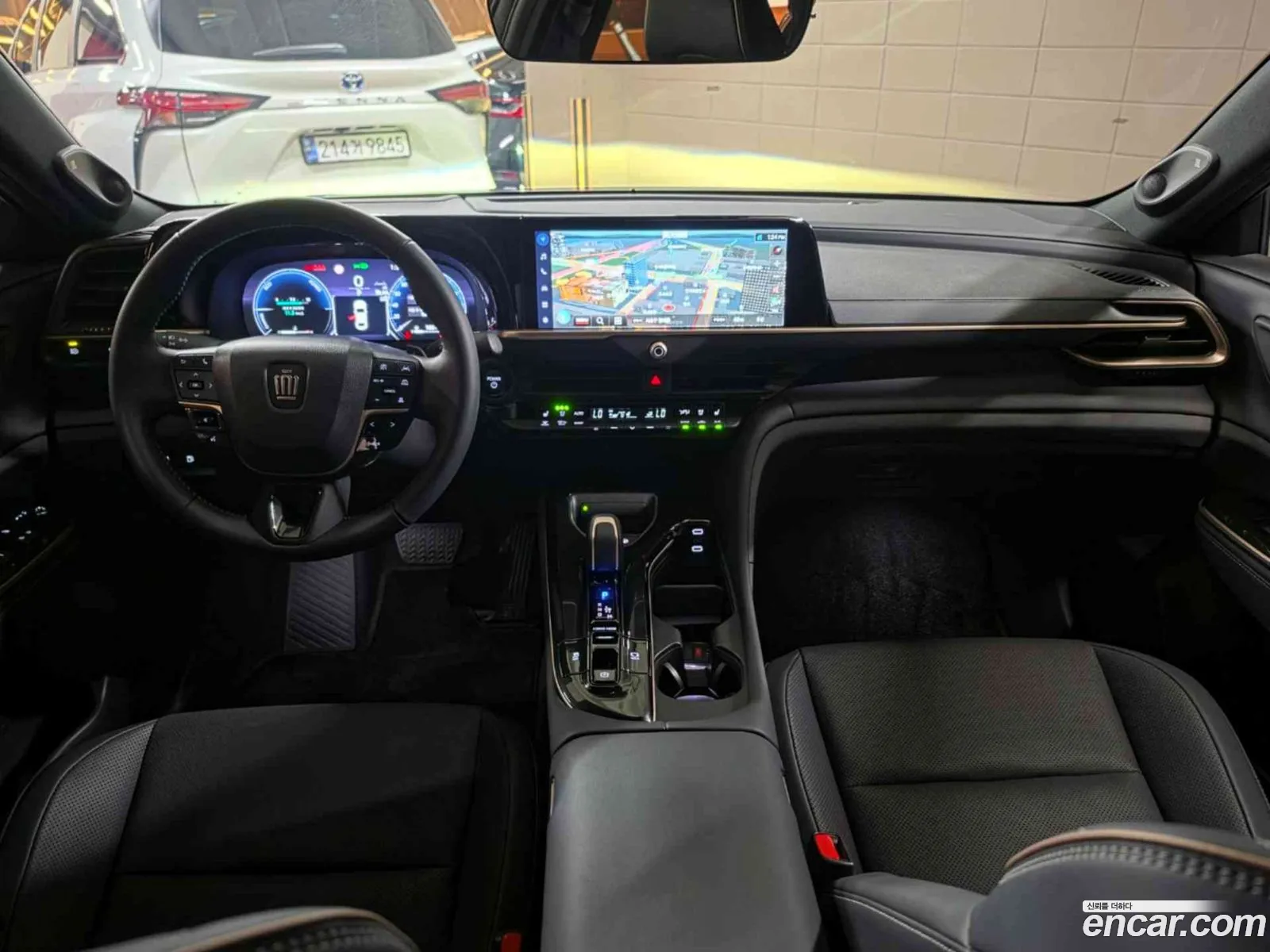 Toyota Crown Crossover 2025 — 19