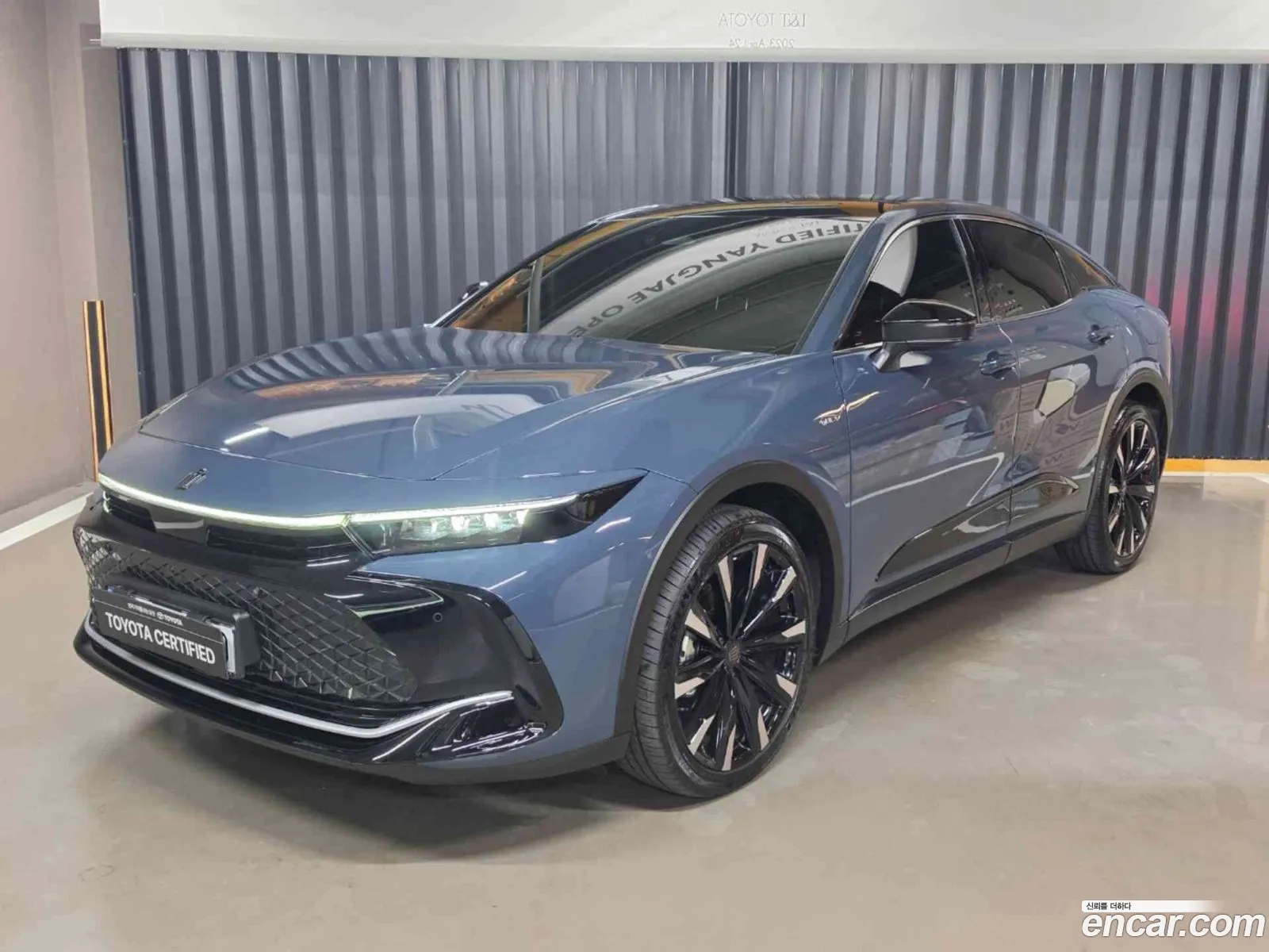 Toyota Crown Crossover 2025 — 16