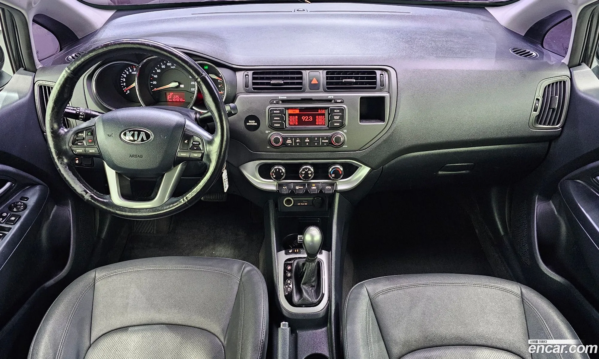 Kia Pride 2014 — 4