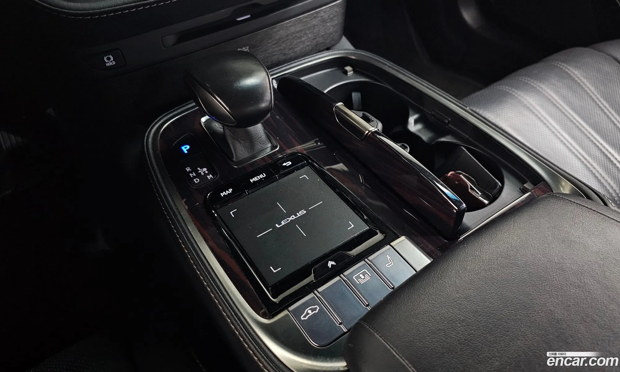 Lexus LS500 2018 — 12