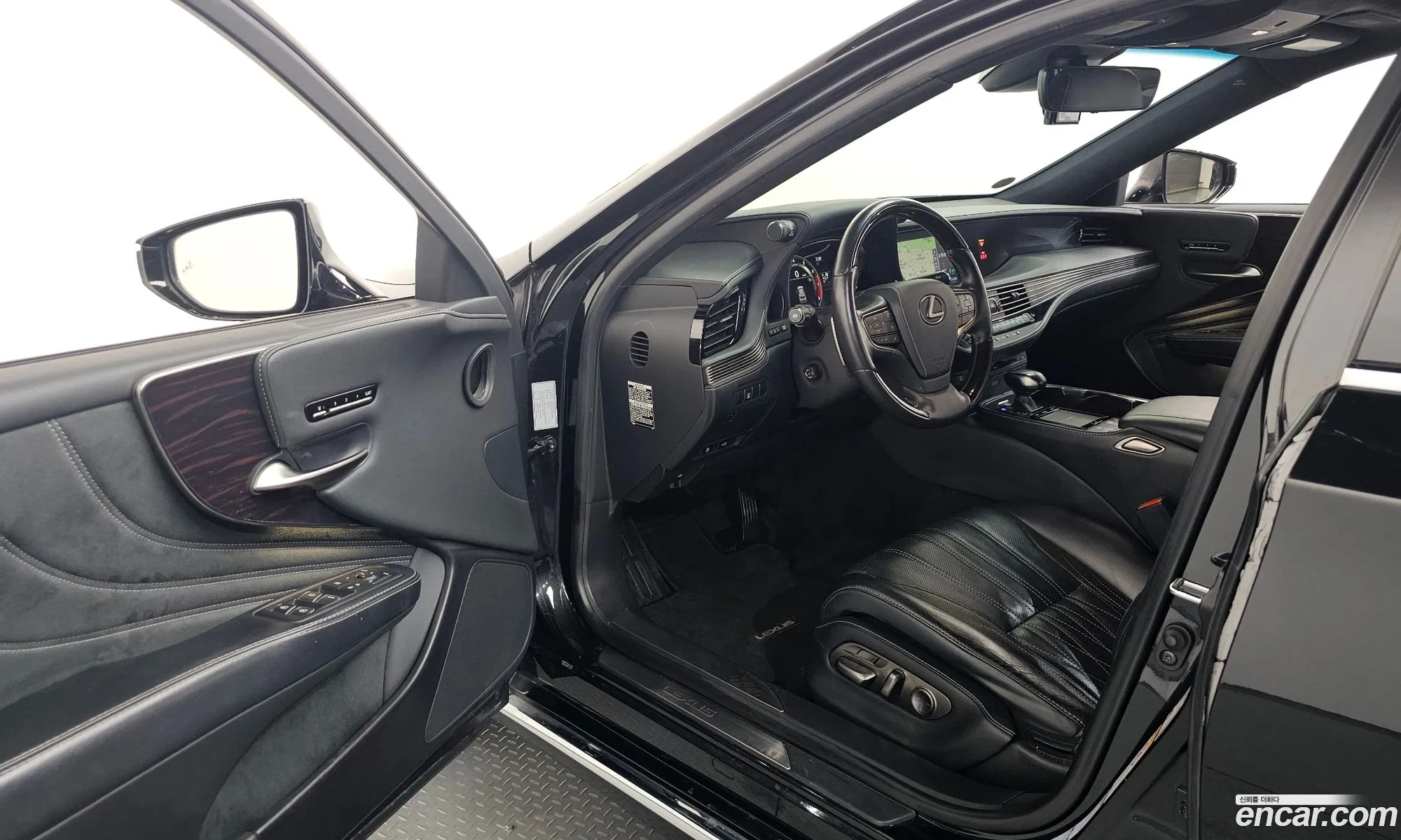 Lexus LS500 2018 — 6