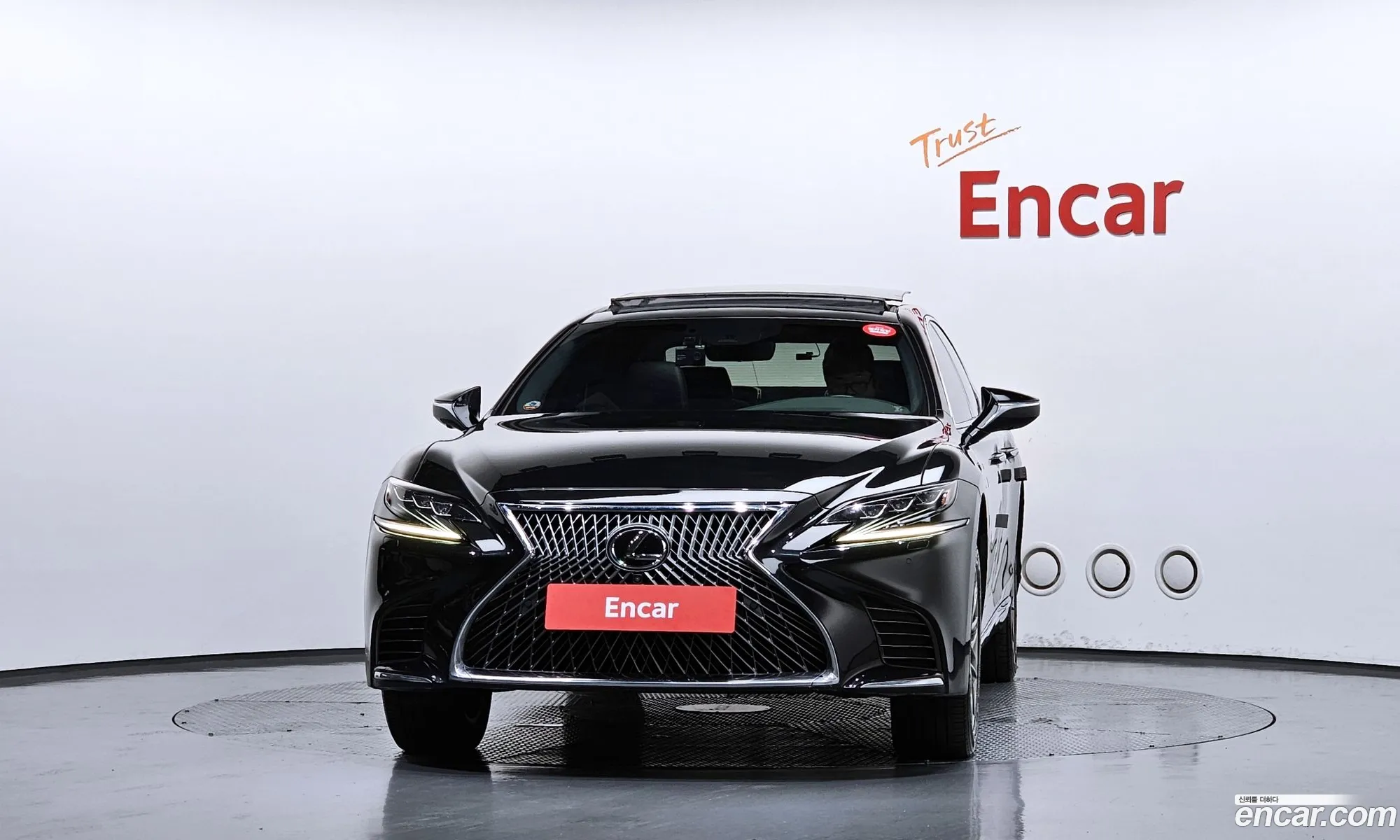 Lexus LS500 2018 — 3