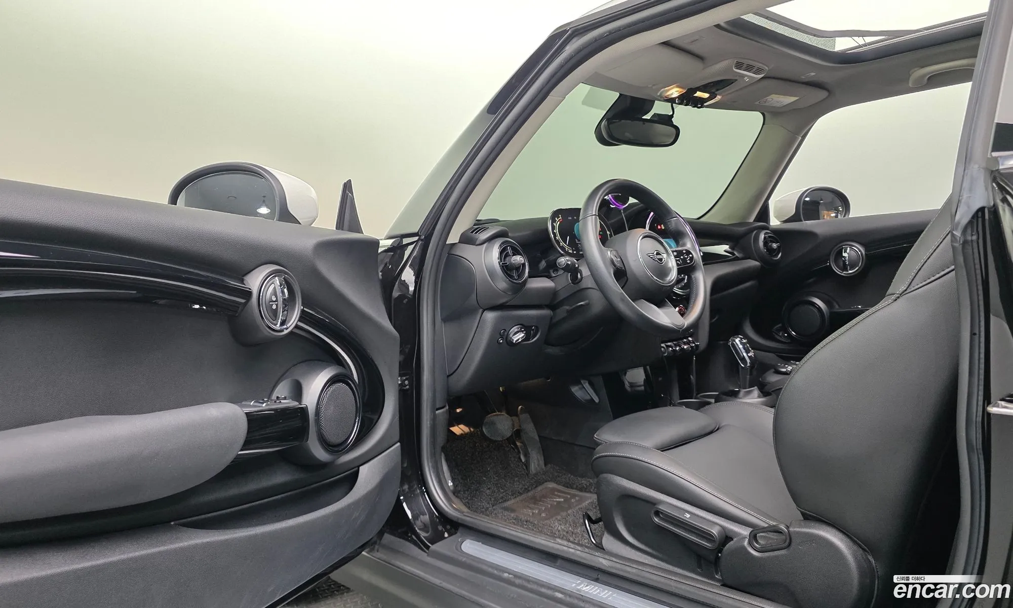 Mini Cooper 2021 WMW41DH02N2P90386 — 2