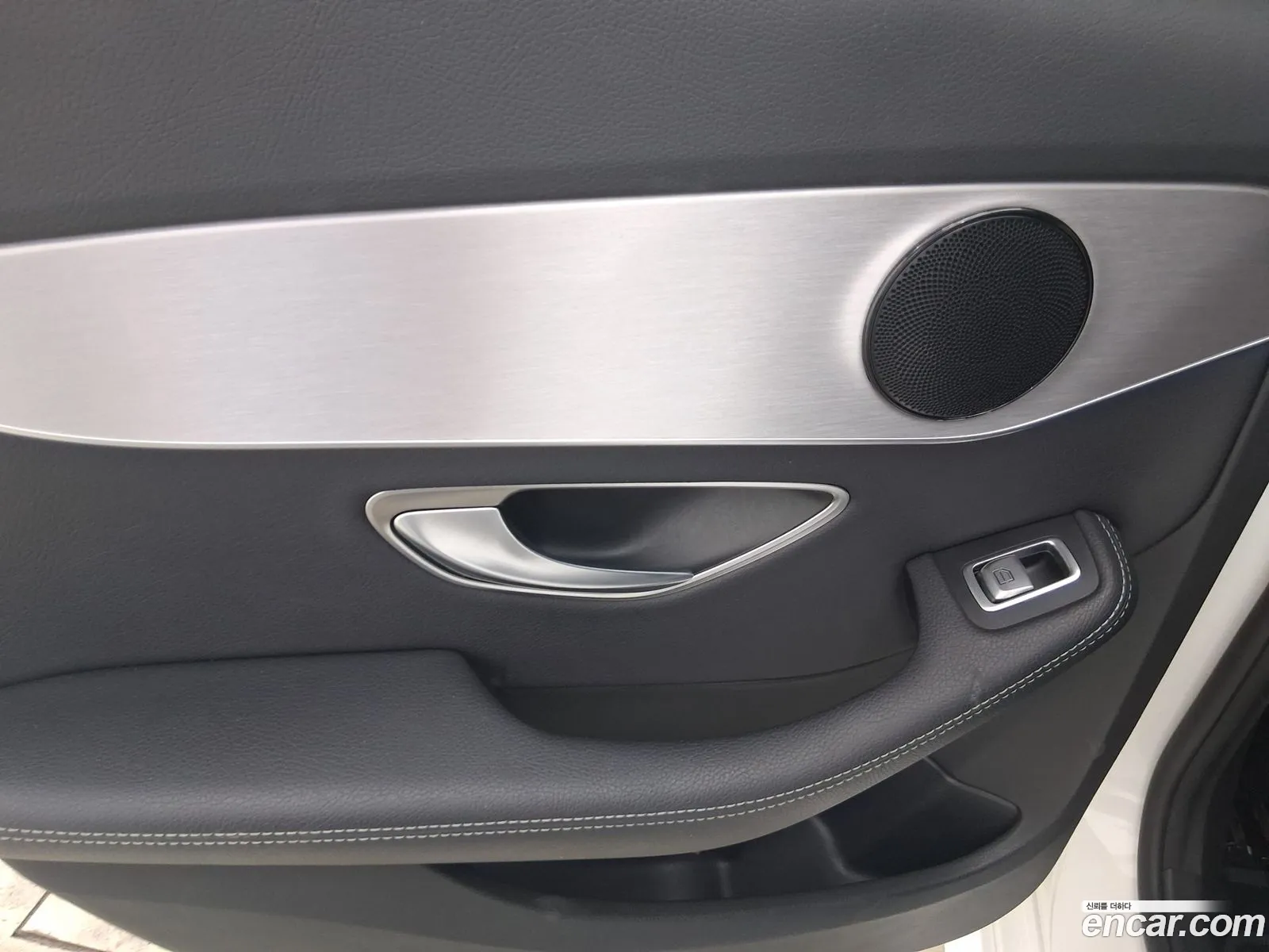 Mercedes-Benz C-Class W205 2018 — 9
