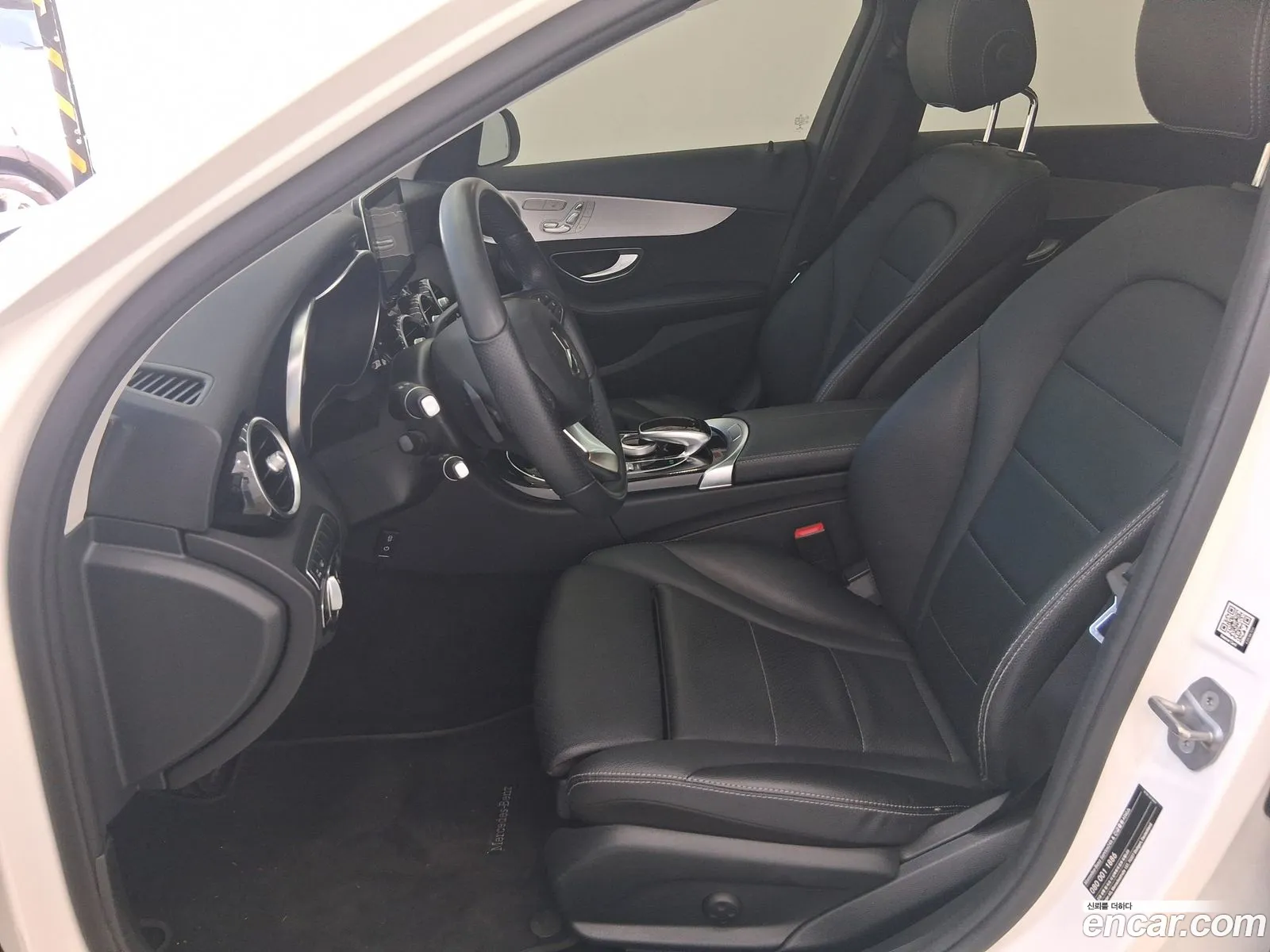 Mercedes-Benz C-Class W205 2018 — 12