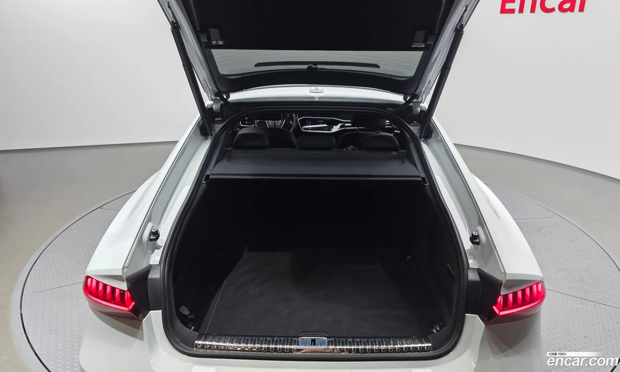 Audi A7 2020 WAUZZZF29LN095379 — 25