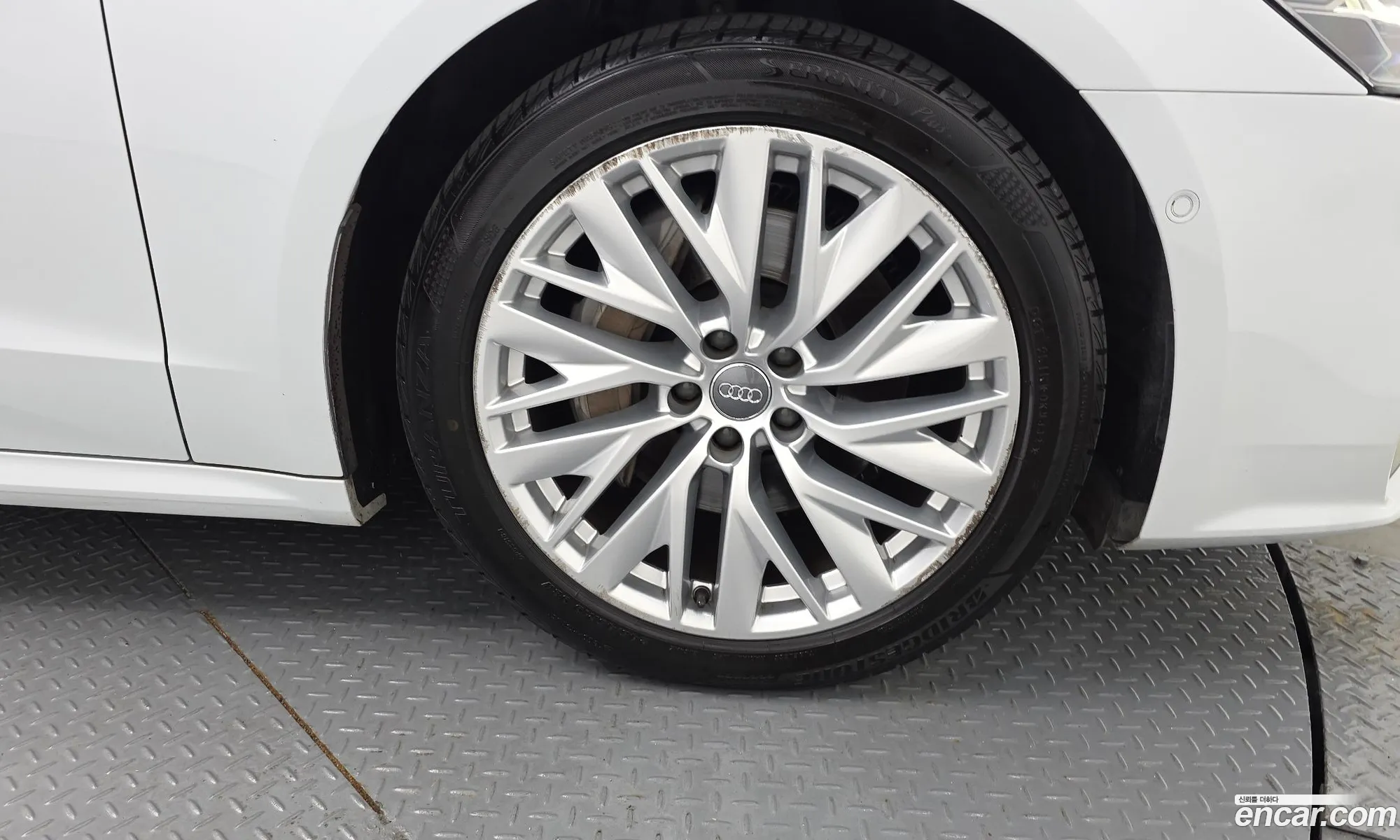 Audi A7 2020 WAUZZZF29LN095379 — 15