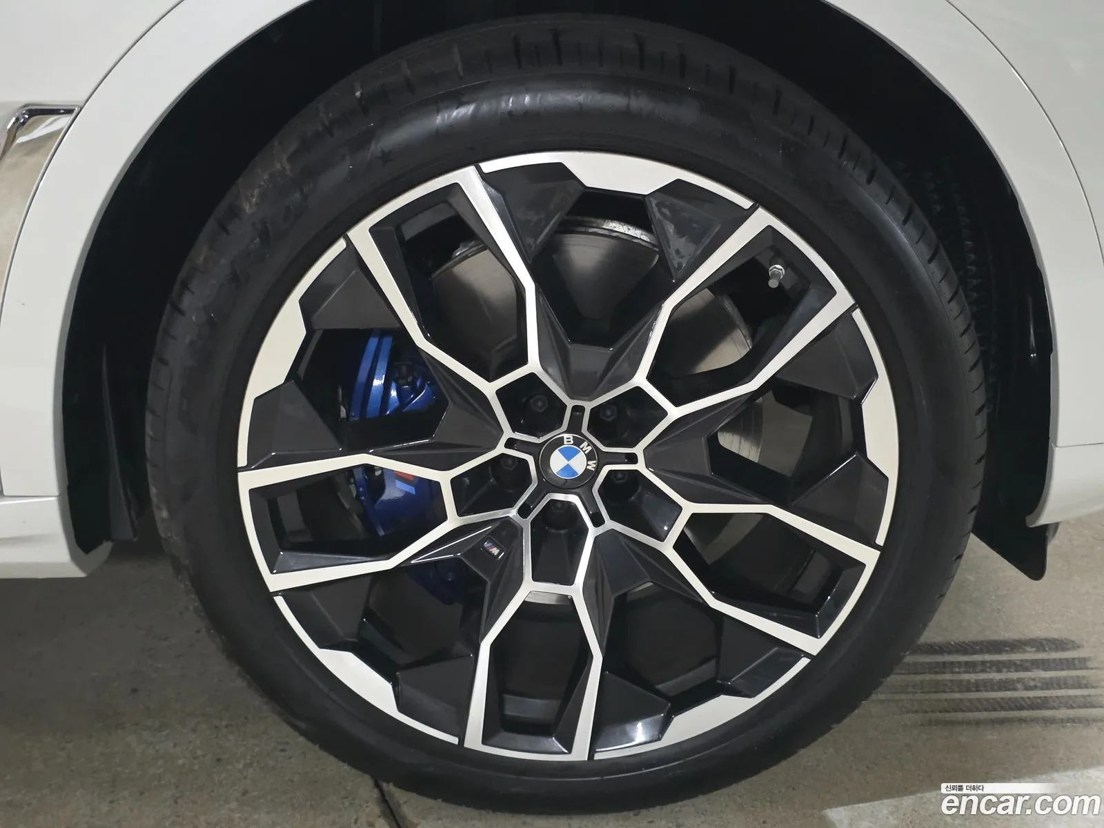 BMW X7 2025 — 8