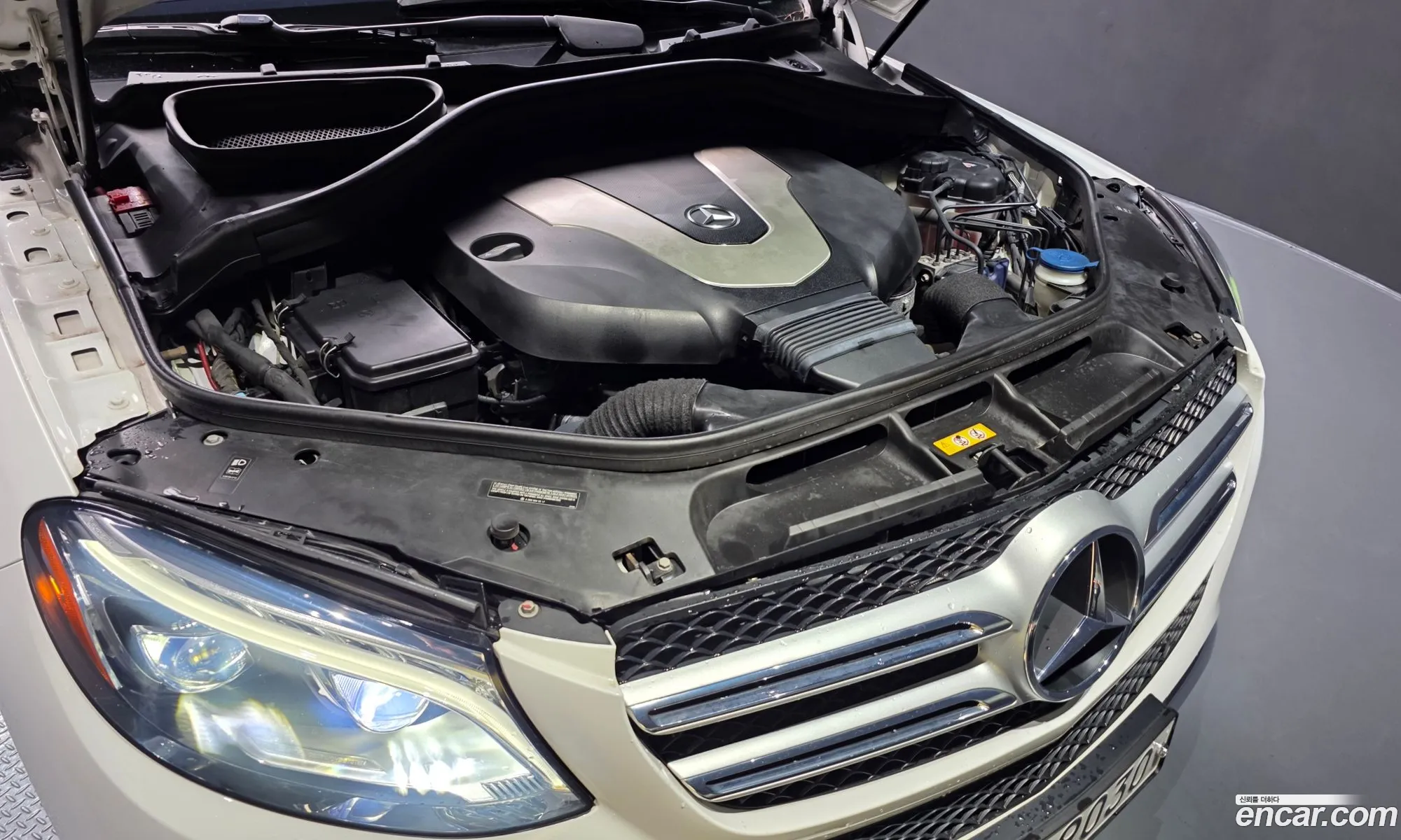 Mercedes-Benz GLE-Class W166 2018 — 15