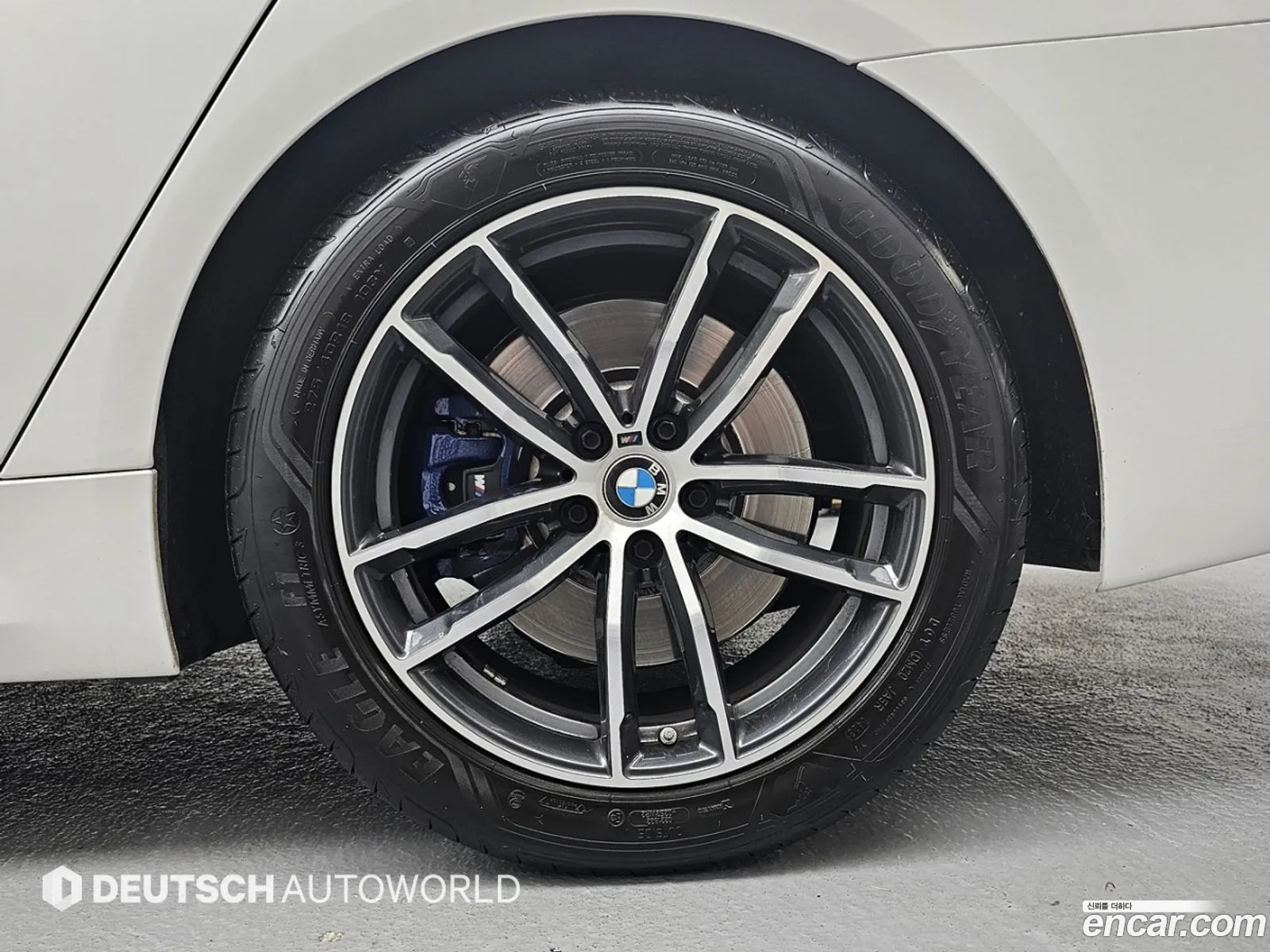 BMW 5 Series 2023 — 10