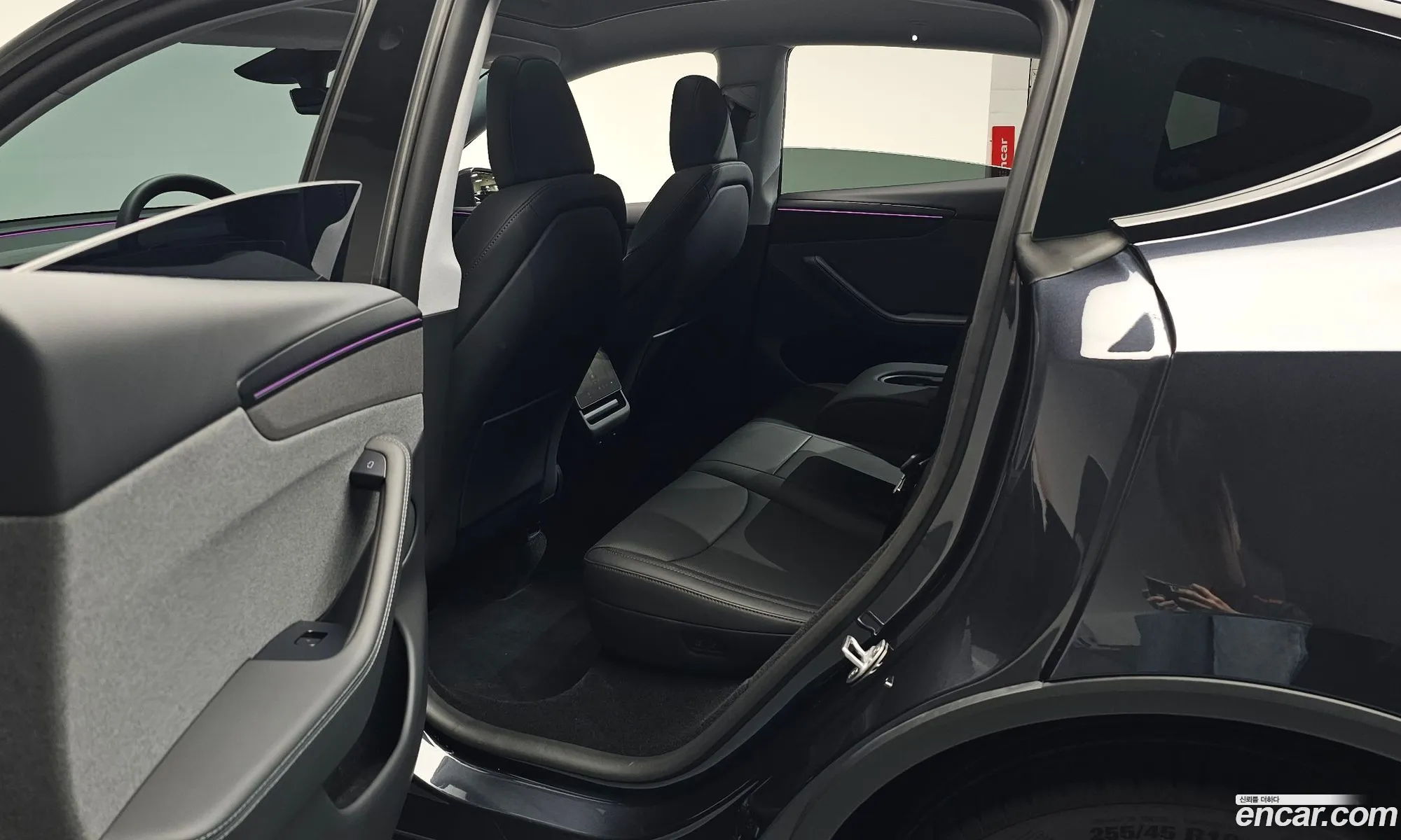 Tesla Model Y 2025 LRWYGCFJ7SC349865 — 22