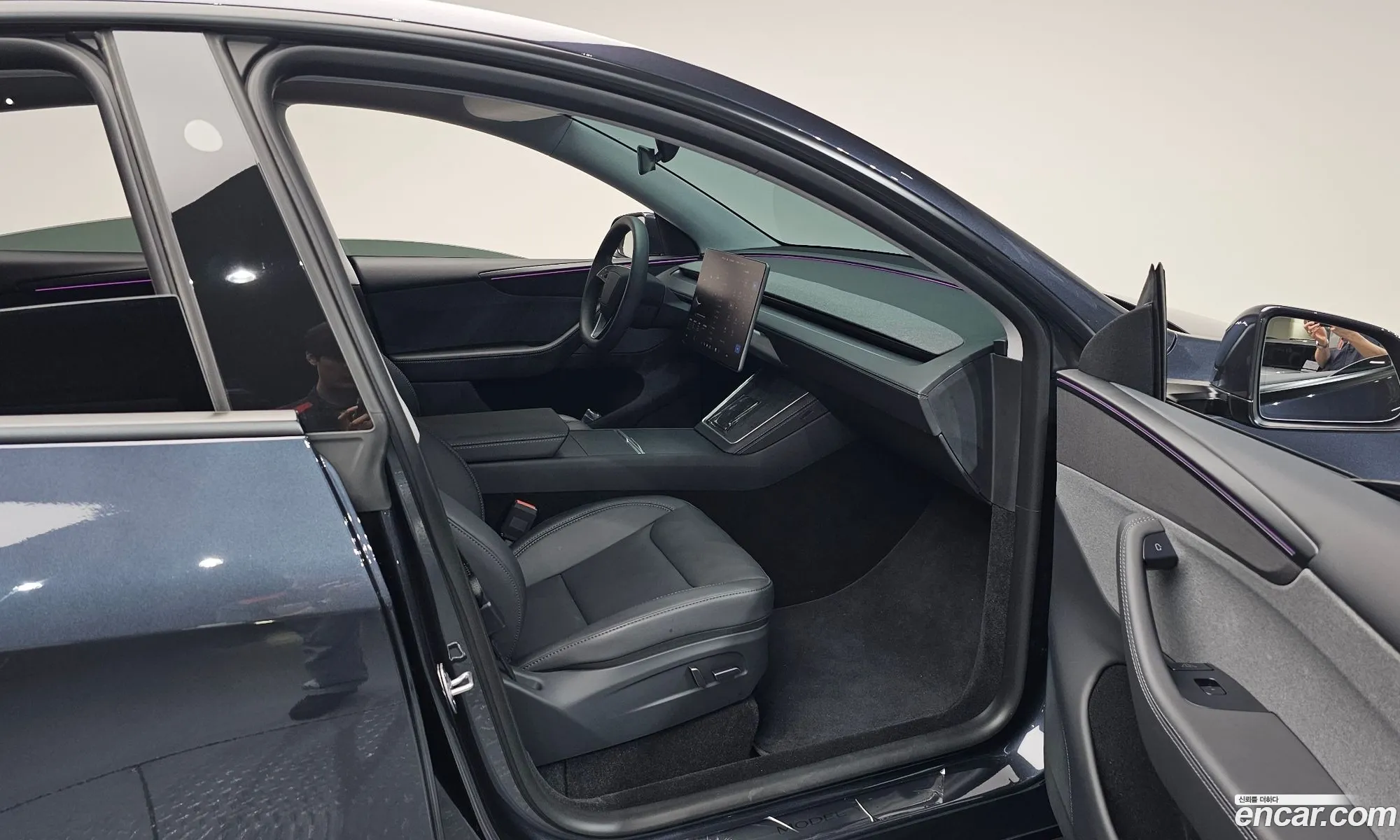 Tesla Model Y 2025 LRWYGCFJ7SC349865 — 2