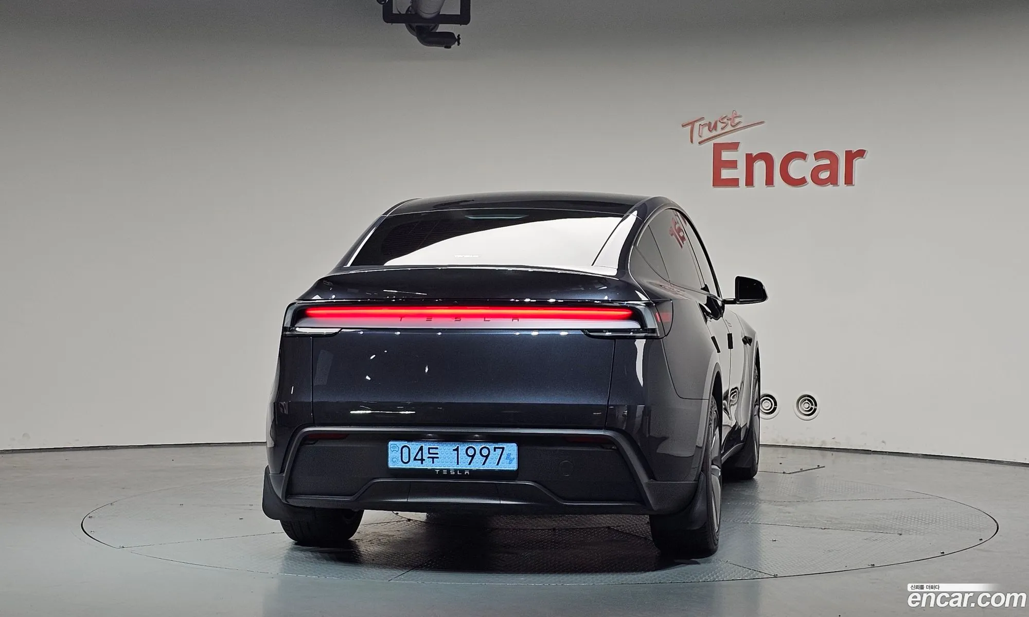 Tesla Model Y 2025 LRWYGCFJ7SC349865 — 9