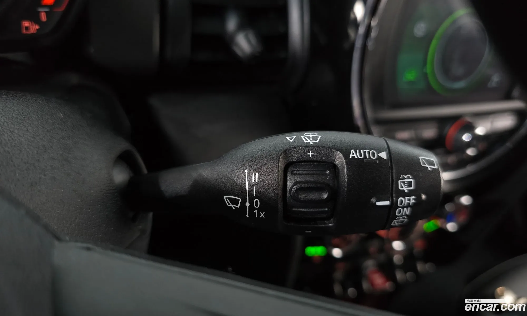 Mini Cooper 2020 — 18
