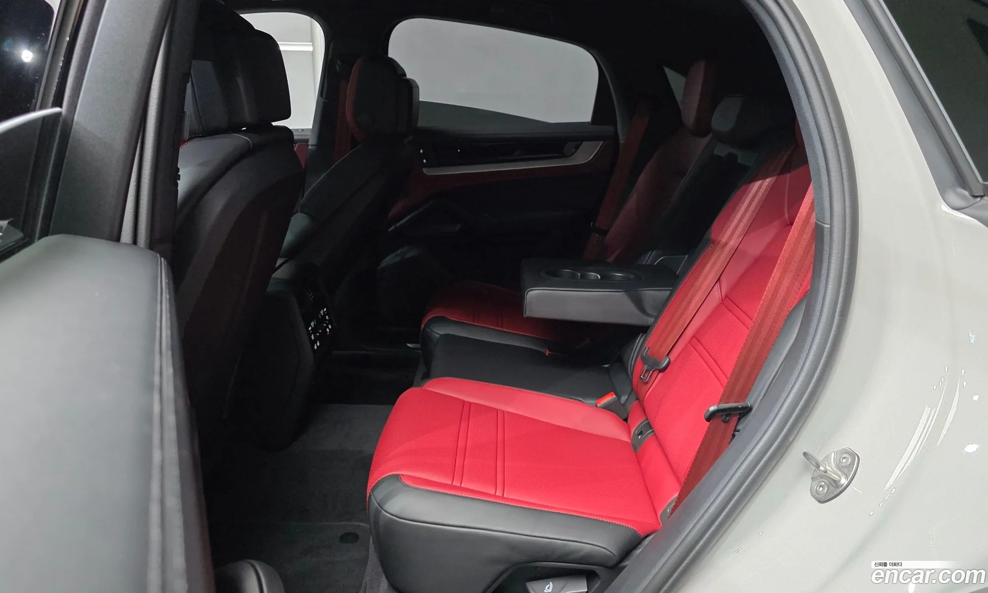 Porsche Cayenne 2026 WP1BA29Y7TDA45832 — 14