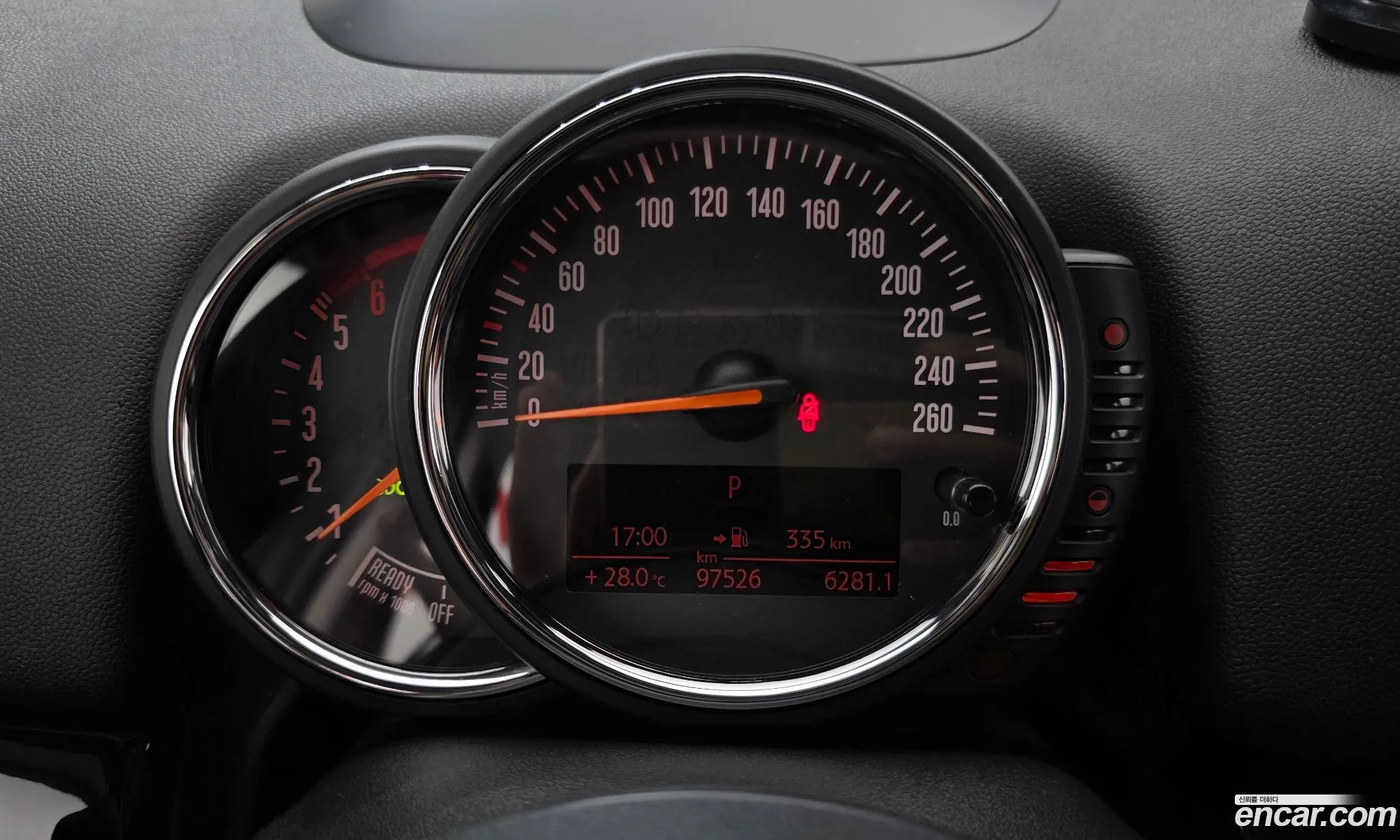 Mini Cooper D Countryman 2017 WMWYU1104J3D18909 — 2
