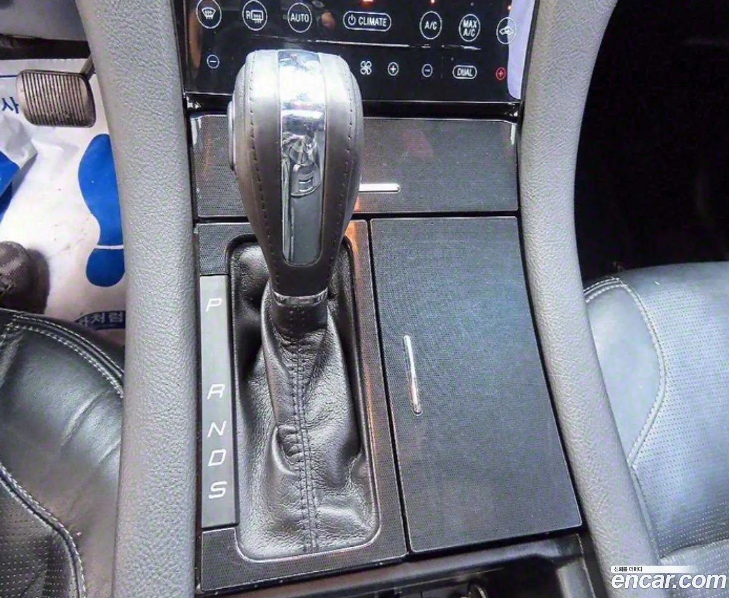 Ford Taurus 2013 — 18
