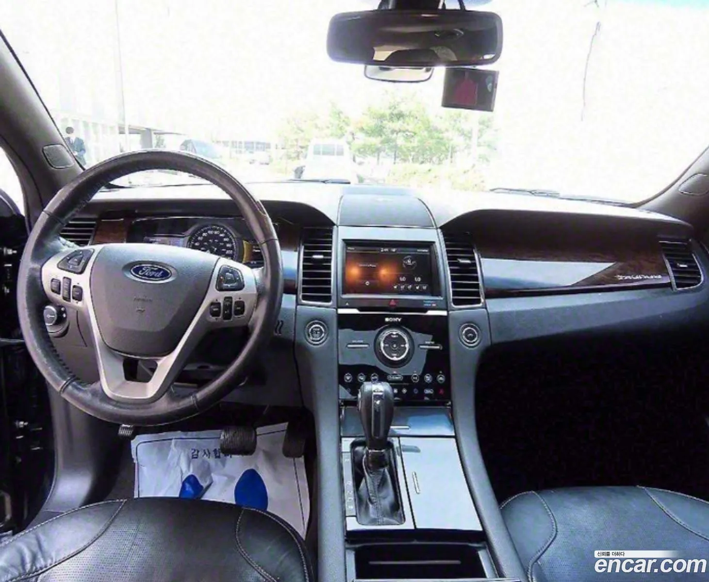 Ford Taurus 2013 — 8