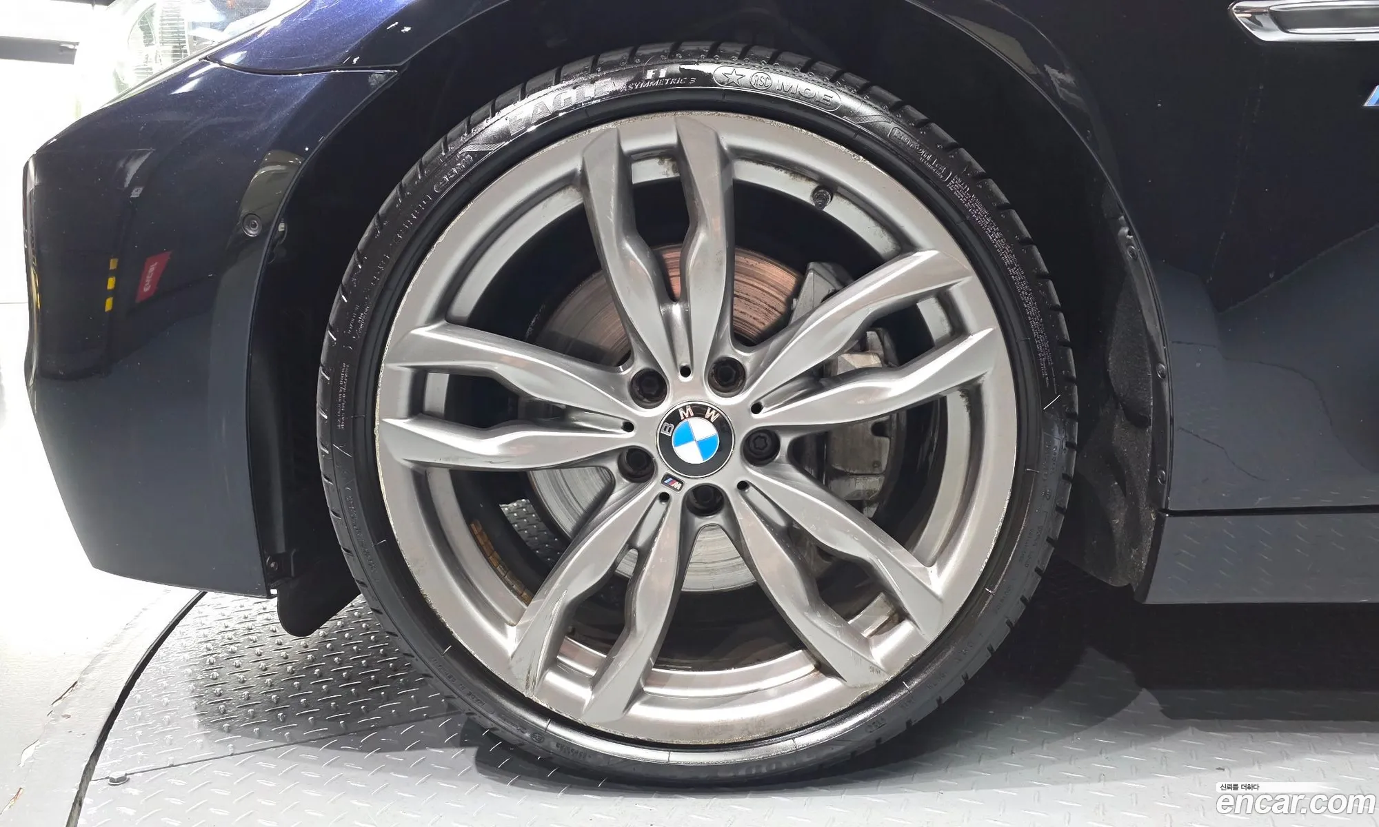 BMW 5 Series 2015 WBA5D9103FD061791 — 11