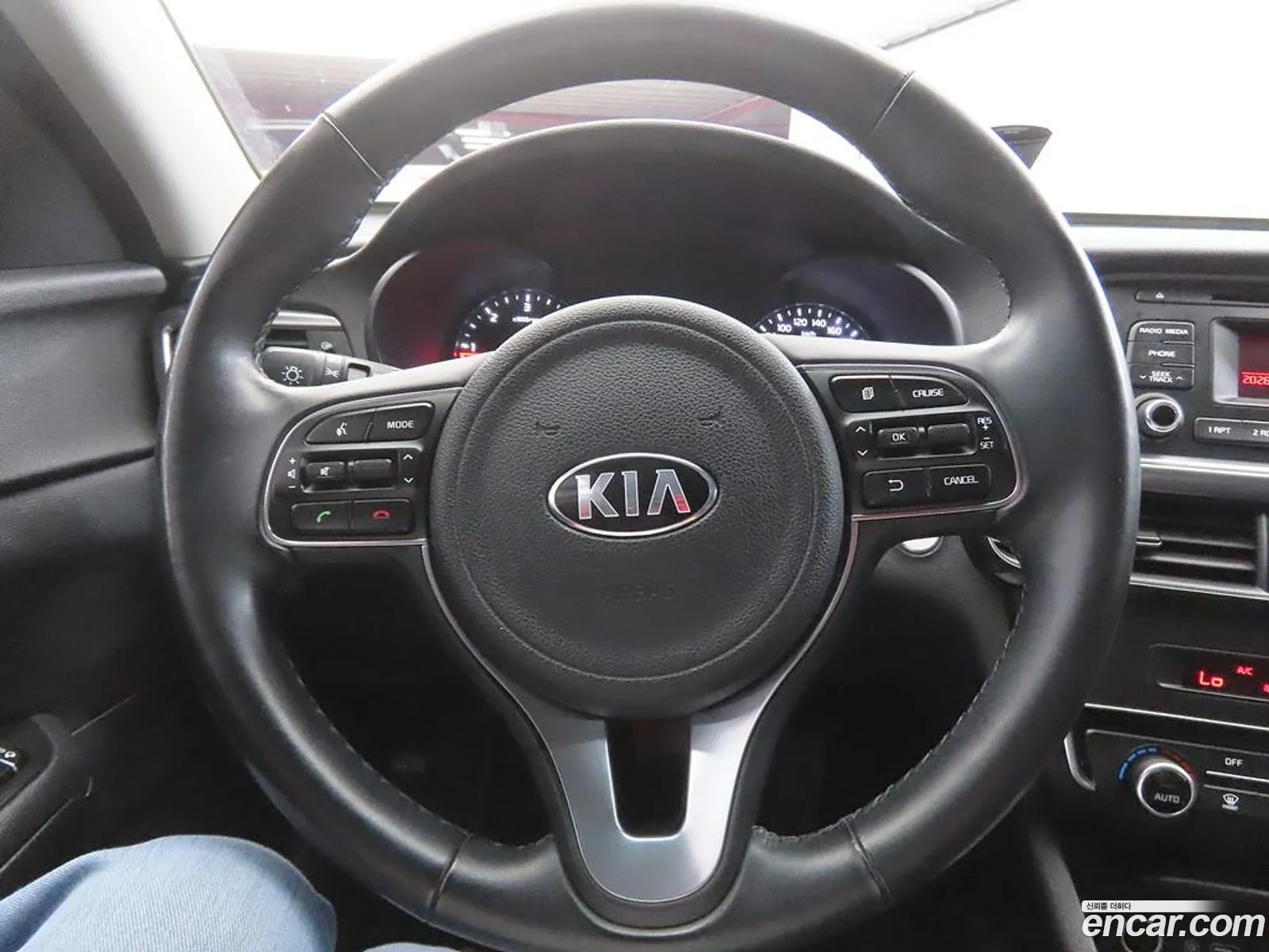 Kia K5 2015 — 2