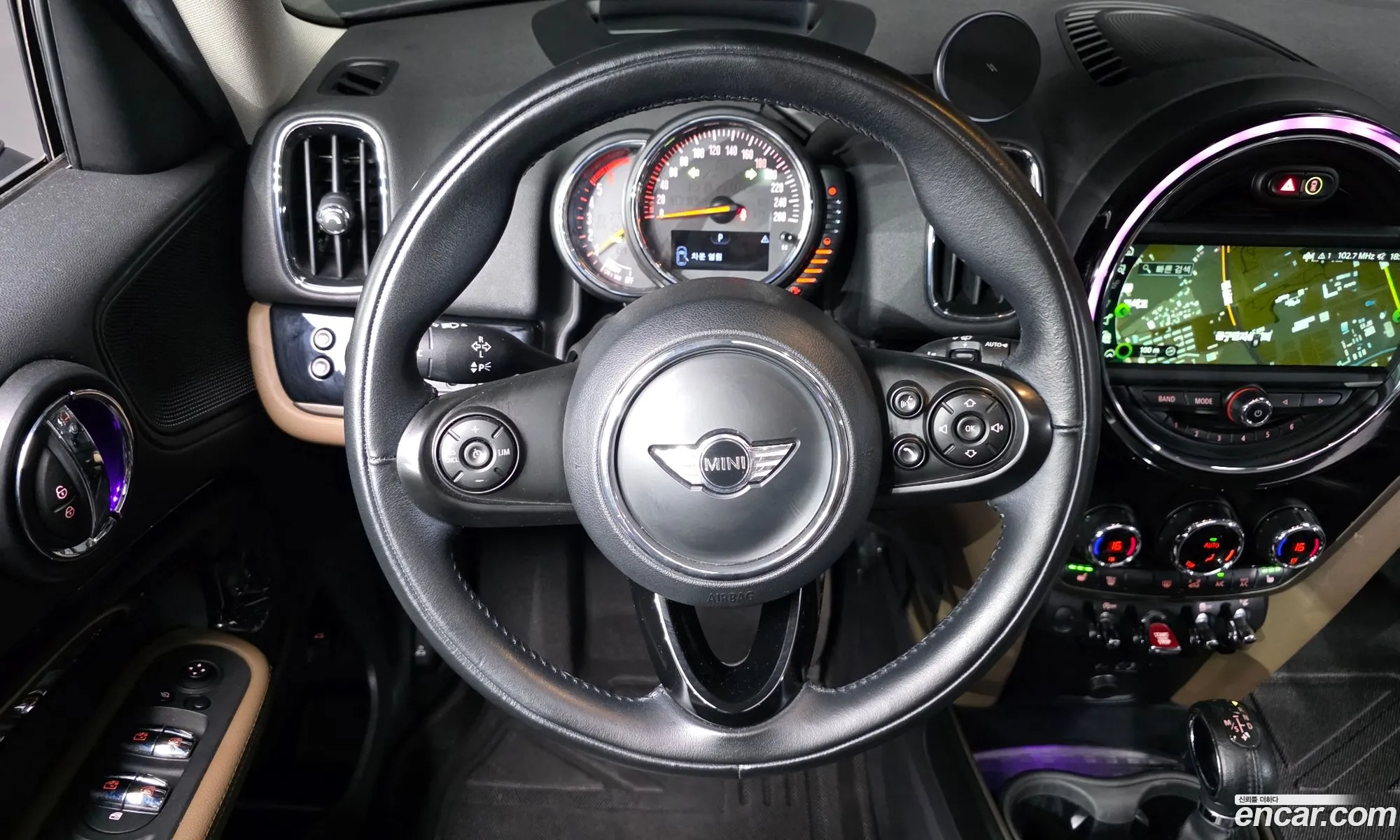 Mini Cooper D Countryman 2017 WMWYU110XJ3D18168 — 29