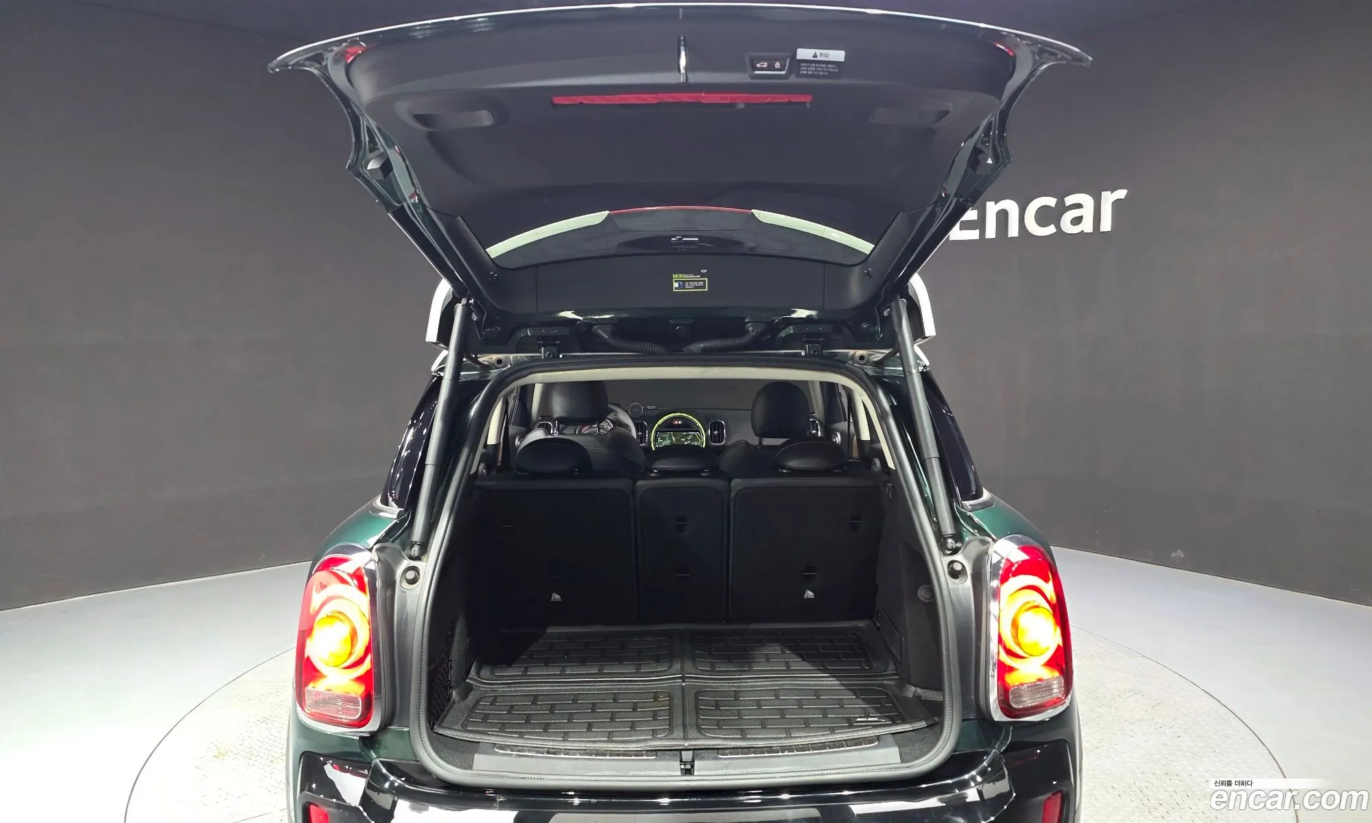 Mini Cooper D Countryman 2017 WMWYU110XJ3D18168 — 18