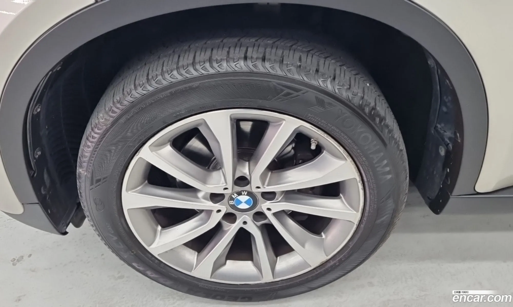 BMW X6 2015 — 12