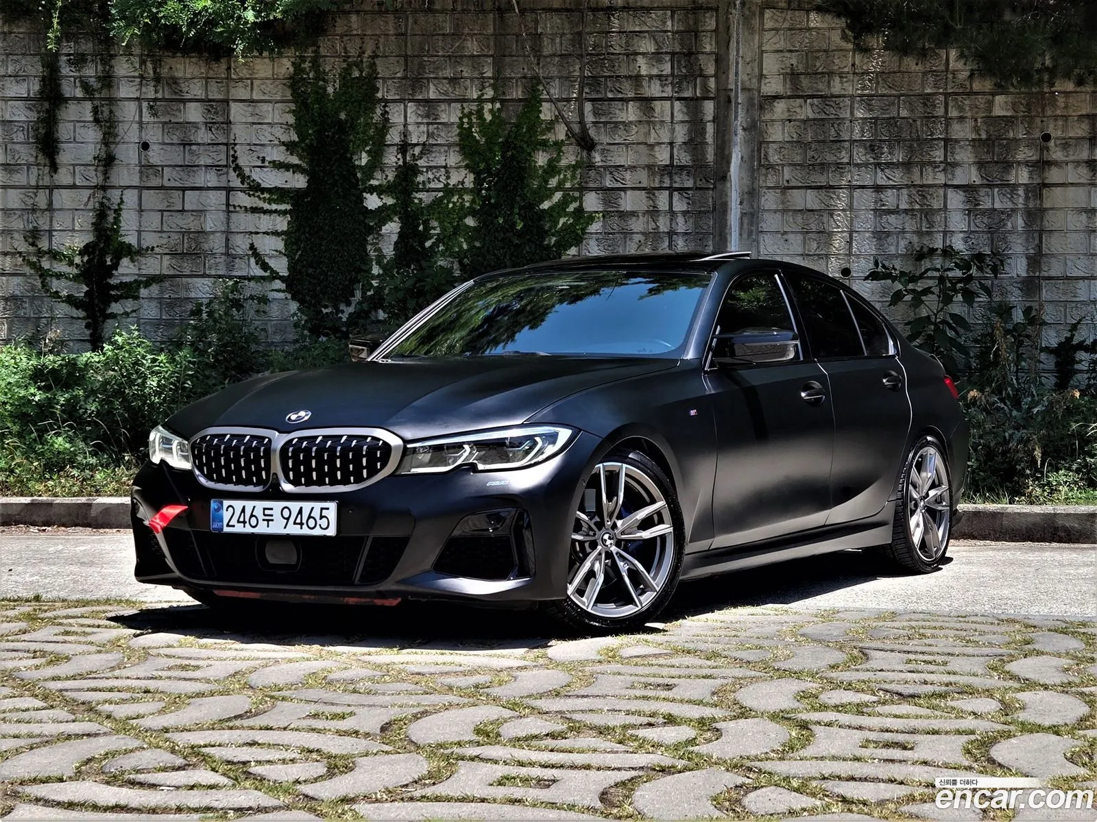 BMW 3 Series 2022 — 3
